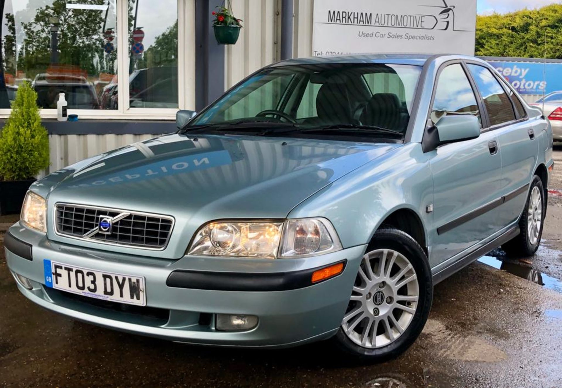 2003/03 REG VOLVO S40 S 1.6 PETROL 4 DOOR SALOON GREEN, SHOWING 3 FORMER KEEPERS *NO VAT* - Image 3 of 17