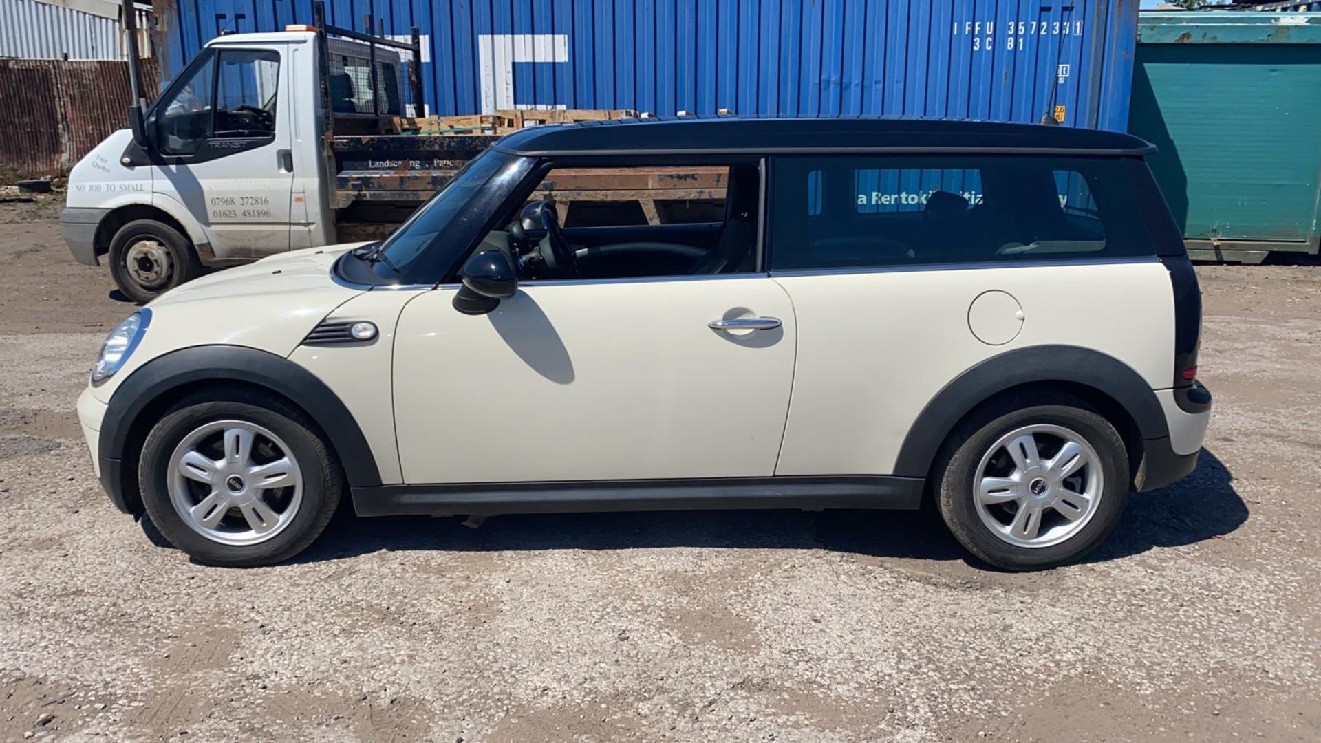 2007/57 REG MINI COOPER CLUBMAN 1.6 PETROL WHITE, SHOWING 3 FORMER KEEPERS *NO VAT* - Image 8 of 11