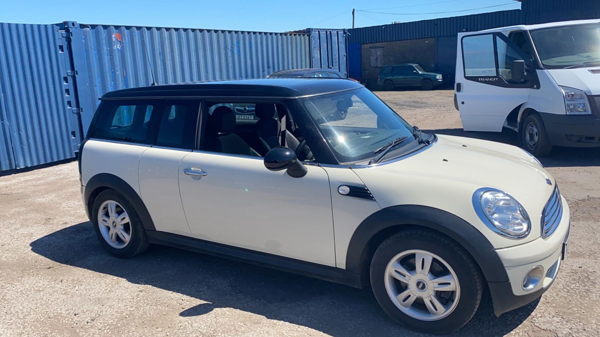 2007/57 REG MINI COOPER CLUBMAN 1.6 PETROL WHITE, SHOWING 3 FORMER KEEPERS *NO VAT*