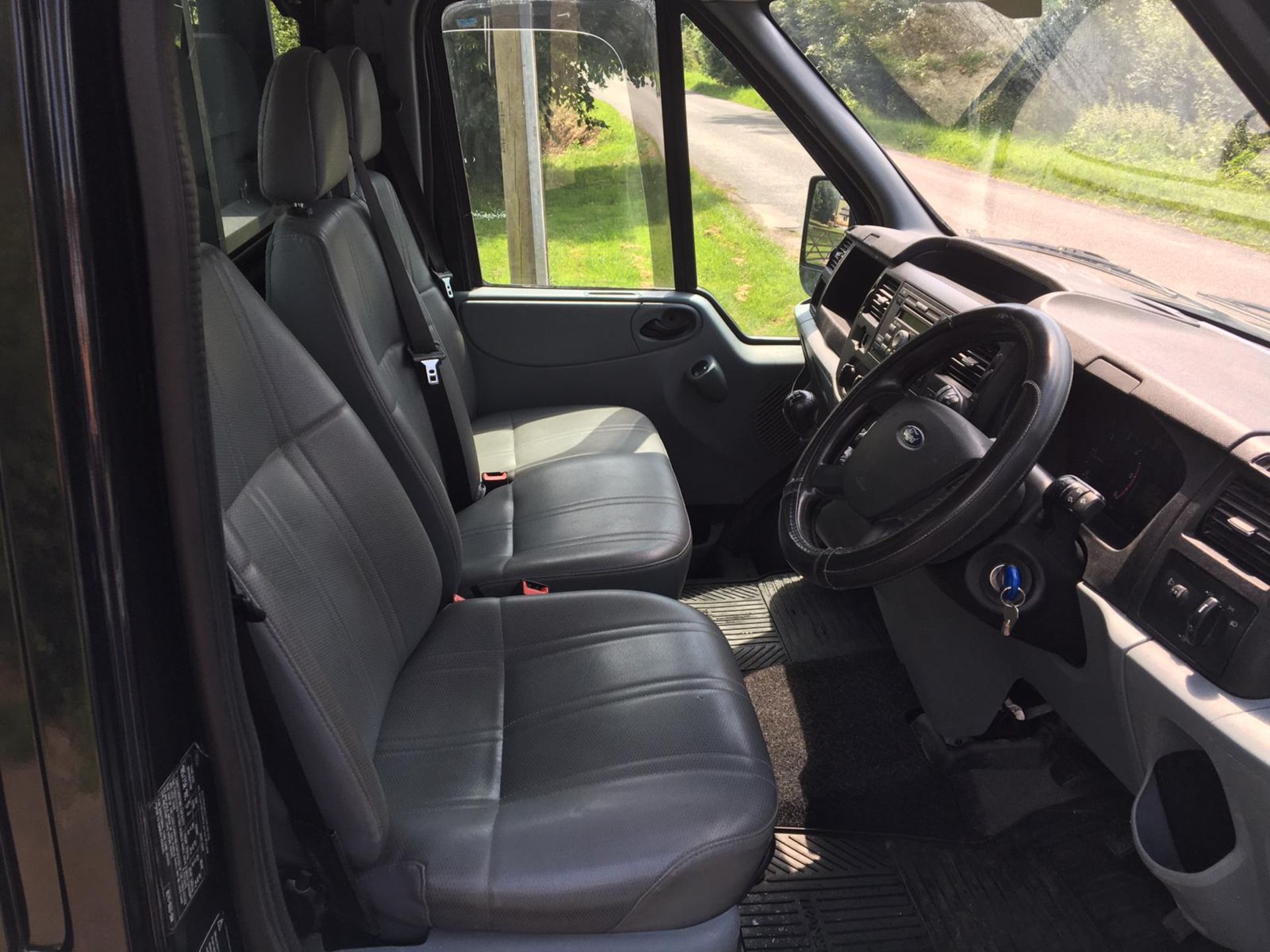 2013/63 REG FORD TRANSIT 100 T350 RWD 2.2 DIESEL DROPSIDE LORRY TIPPER, SHOWING 0 FORMER KEEPERS - Image 9 of 10