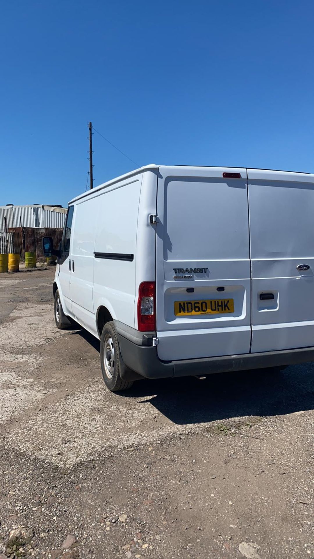 2011/60 REG FORD TRANSIT 85 T280S FWD 2.2 DIESEL PANEL VAN, SHOWING 2 FORMER KEEPERS *NO VAT* - Image 4 of 10