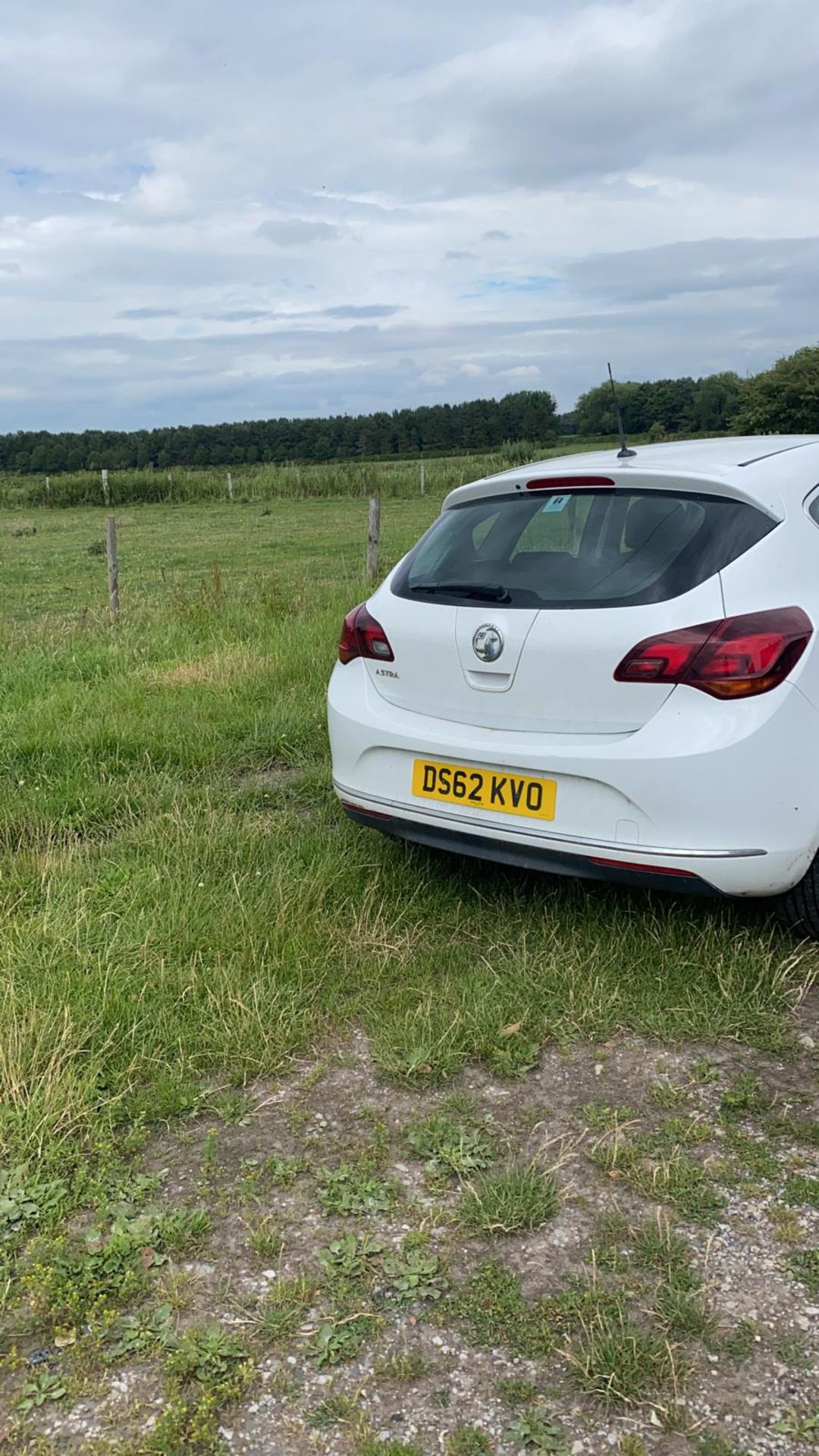 2013/62 REG VAUXHALL ASTRA SRI 1.4 PETROL WHITE 5DR HATCHBACK, SHOWING 1 FORMER KEEPER *NO VAT* - Image 6 of 10