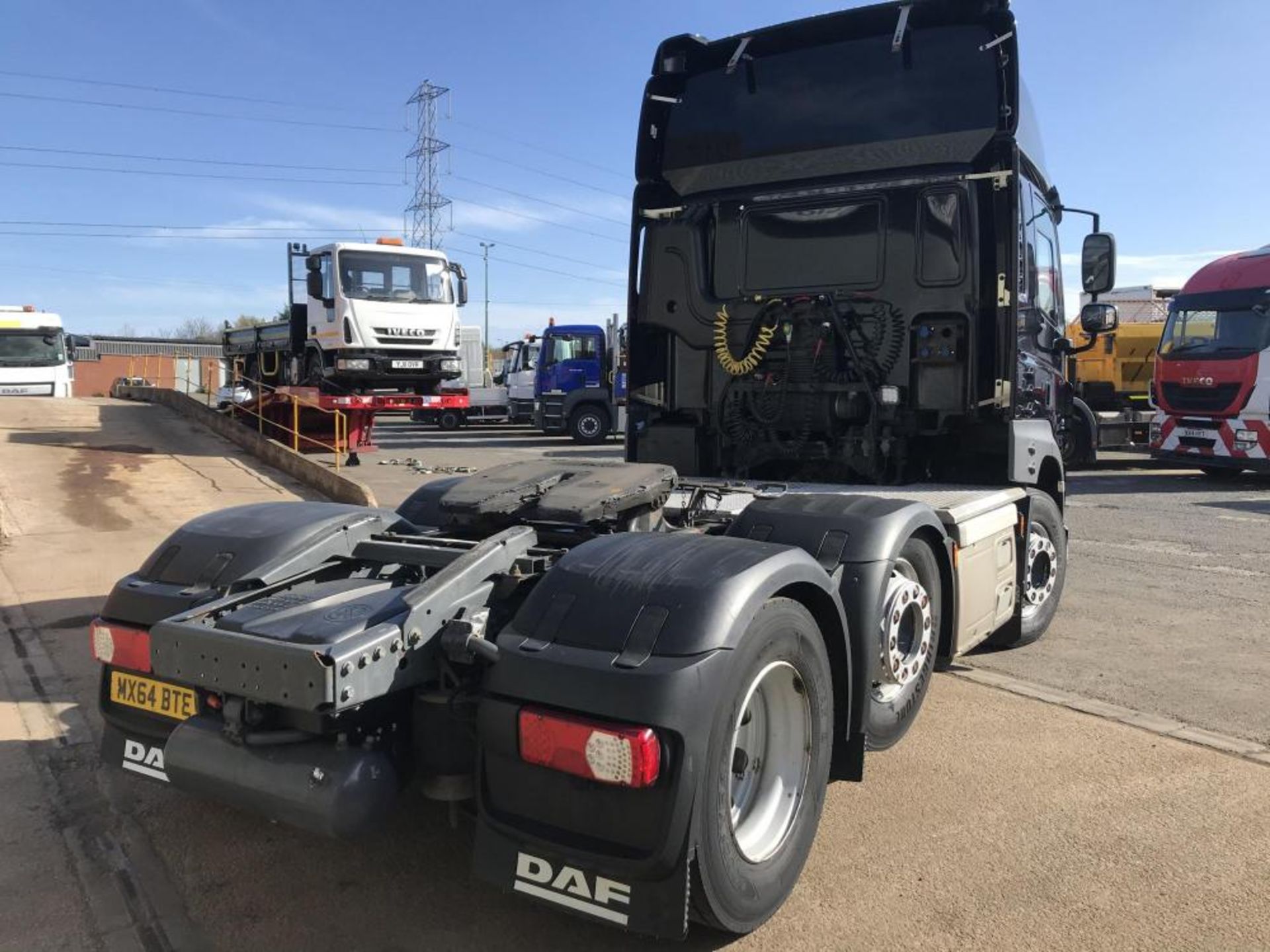 2014/64 REG DAF TRUCKS CF 85.460 FTG 6X2 TRACTOR UNIT, AIR CON, LANE ASSIST, GOOD CONDITION - Image 4 of 15