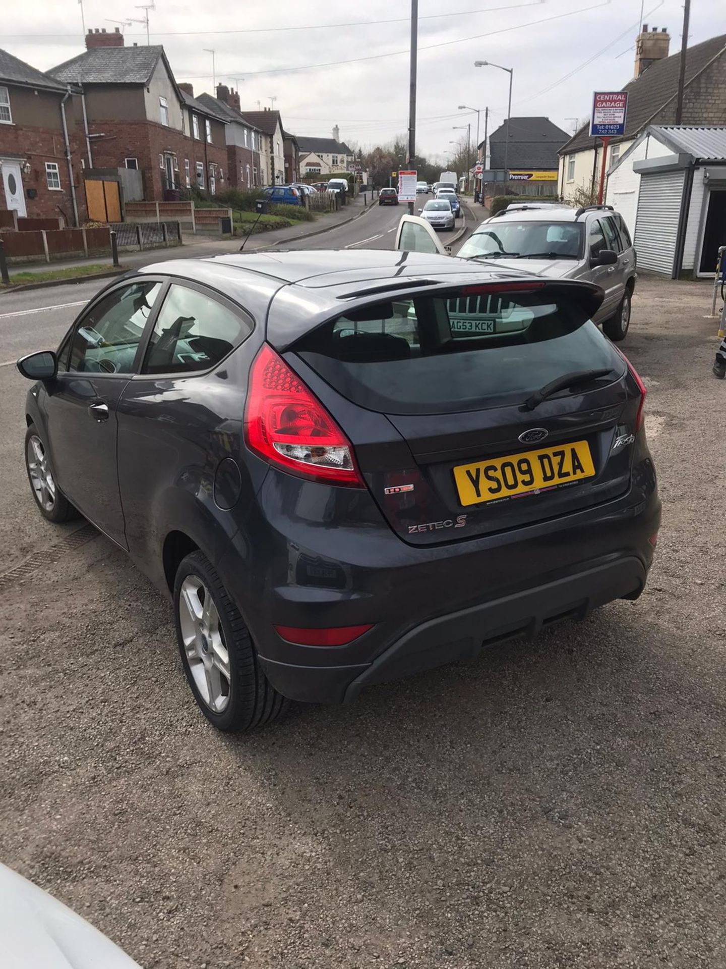 2009/09 REG FORD FIESTA ZETEC S 90 TDCI 1.6 DIESEL 3DR HATCHBACK GREY *NO VAT* - Image 3 of 12