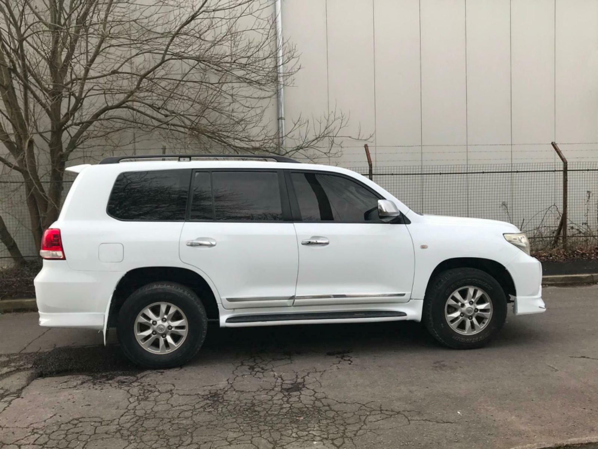 2008 TOYOTA LANDCRUISER LHD MANUAL PETROL LEFT HAND DRIVE 200 SERIES UK REG - Image 12 of 12