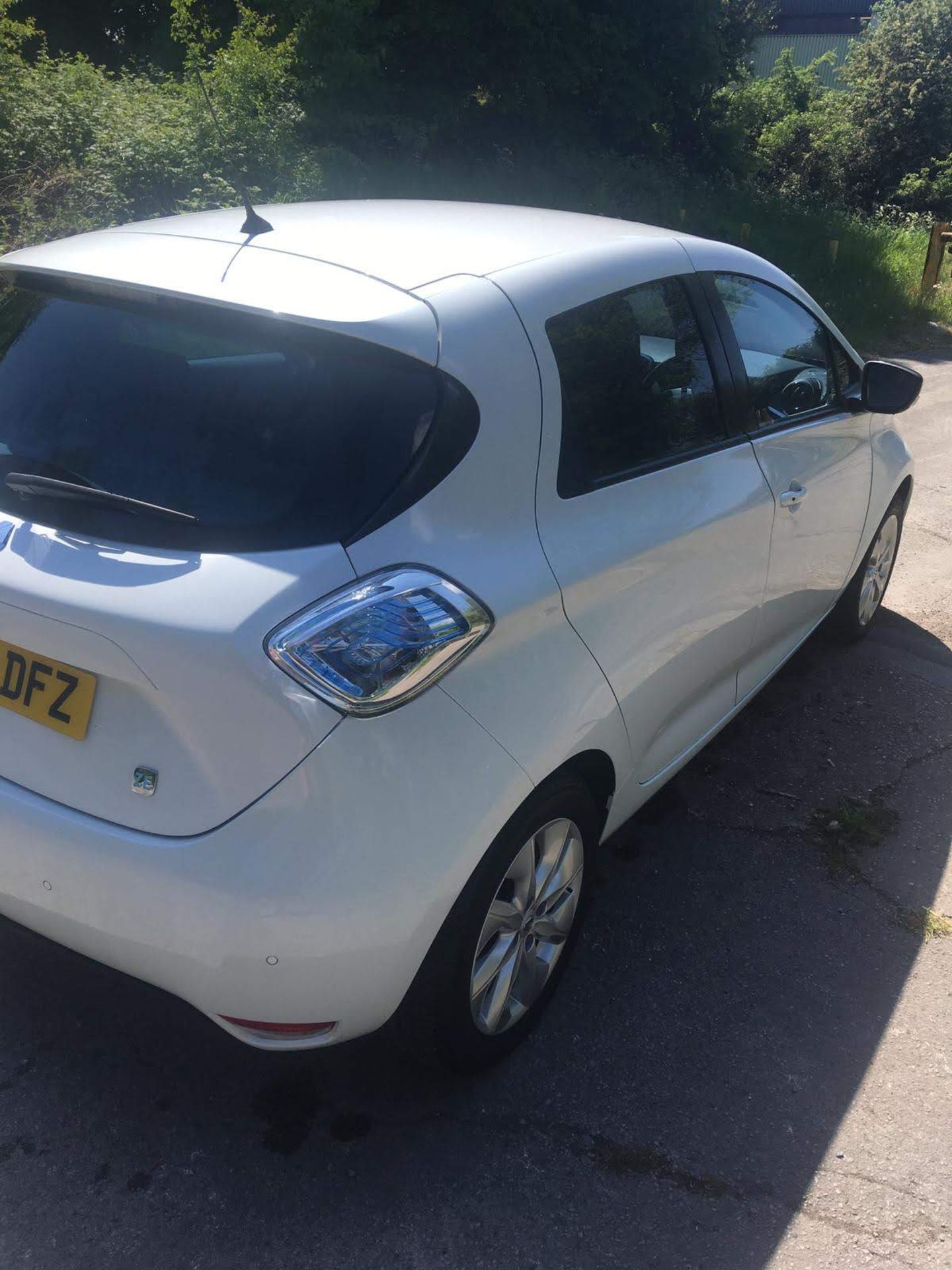 2015/65 REG RENAULT ZOE DYNAMIQUE NAV AUTO ELECTRIC WHITE 5DR HATCHBACK, SHOWING 1 FORMER KEEPER - Image 6 of 24