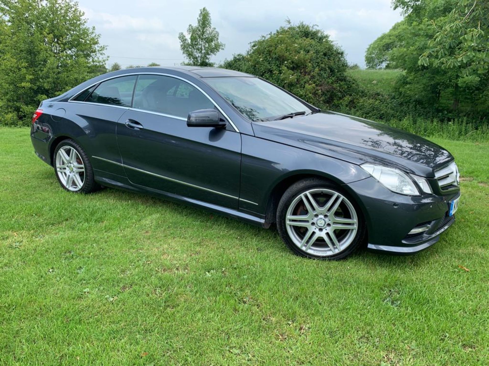 2013/62 REG MERCEDES E CLASS E350 CDI BLUE-EFFICIENCY SPORT 3.0 DIESEL COUPE GREY 265 BHP *NO VAT* - Image 2 of 21