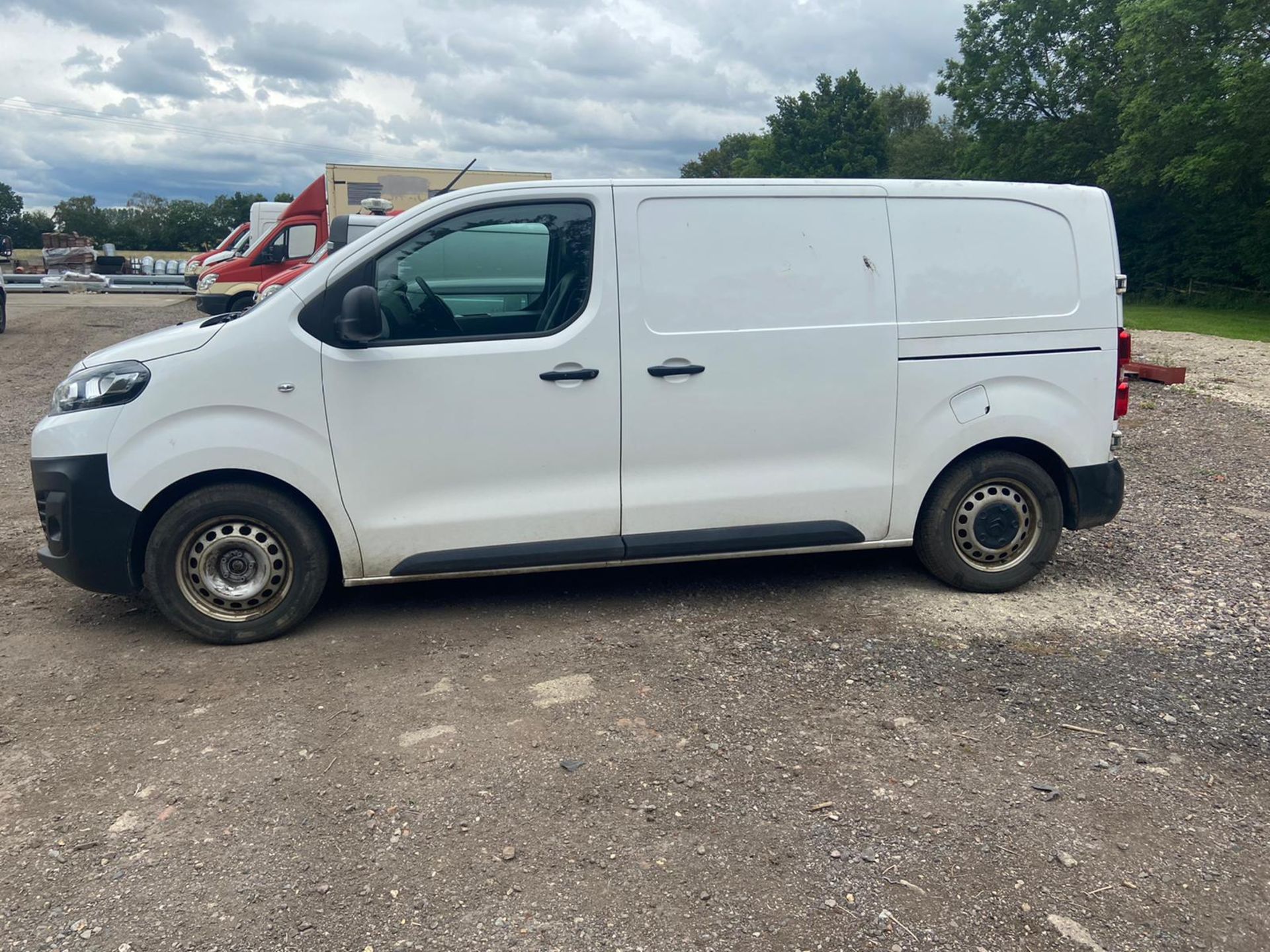 2016/66 REG CITROEN DISPATCH M 1000 ENTERPRISE BLUEHDI 1.6 DIESEL PANEL VAN, SHOWING 1 FORMER KEEPER - Image 3 of 7