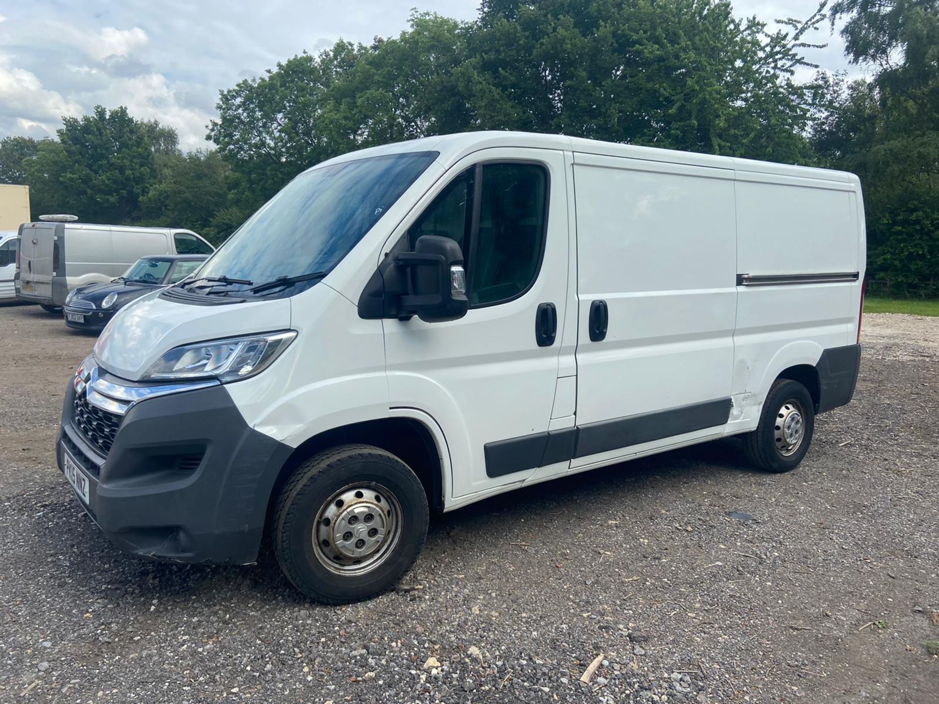 2015/15 REG CITROEN RELAY 35 L2H1 ENTERPRISE HDI 2.2 PANEL VAN 130 BHP, SHOWING 0 FORMER KEEPERS - Image 3 of 9