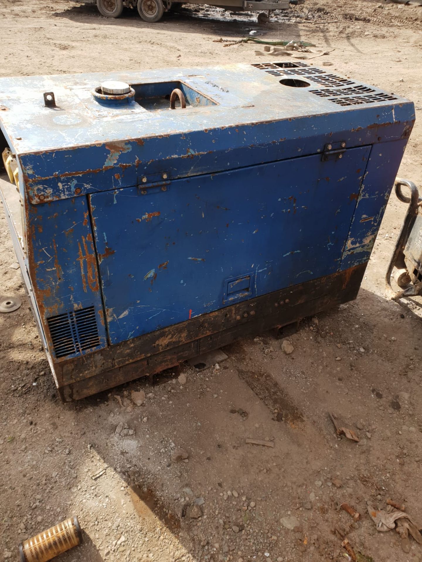 3-CYLINDER DIESEL GENERATOR WELDER 110V SOCKETS, 300 AMP WELDER FULL WORKING ORDER *PLUS VAT*