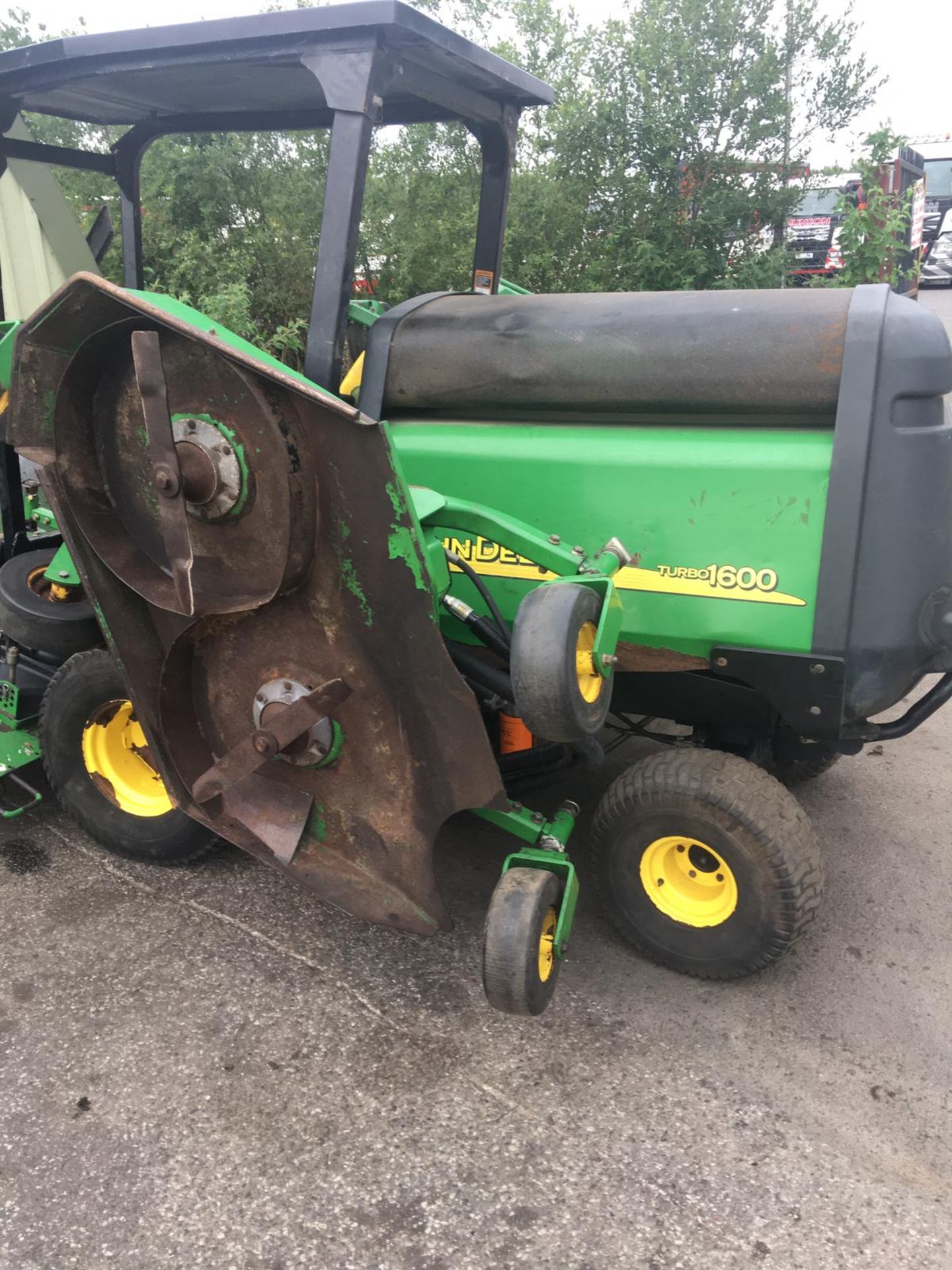 JOHN DEERE 1600 WIDE AREA TURBO BATWING RIDE ON LAWN MOWER, CRUISE CONTROL, RUNS & WORKS *NO VAT* - Image 3 of 24