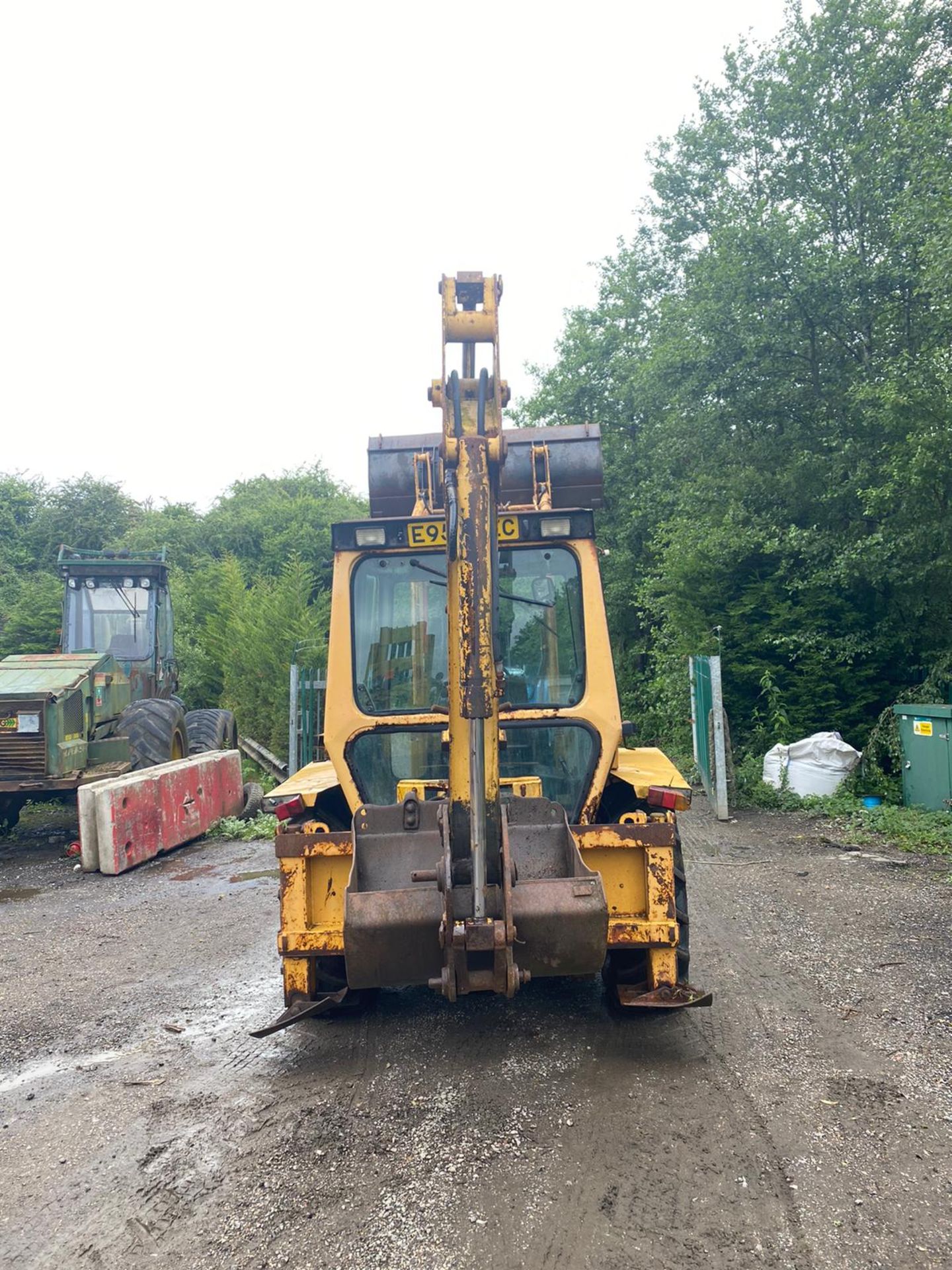 MASSEY 30H FRONT LOADER BACKHOE *PLUS VAT* - Image 4 of 5