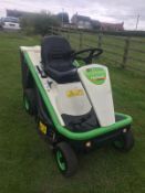 2017 ETESIA HYDRO 80 RIDE ON LAWN MOWER WITH REAR COLLECTOR, 475 HOURS, RUNS, DRIVES & CUTS *NO VAT*