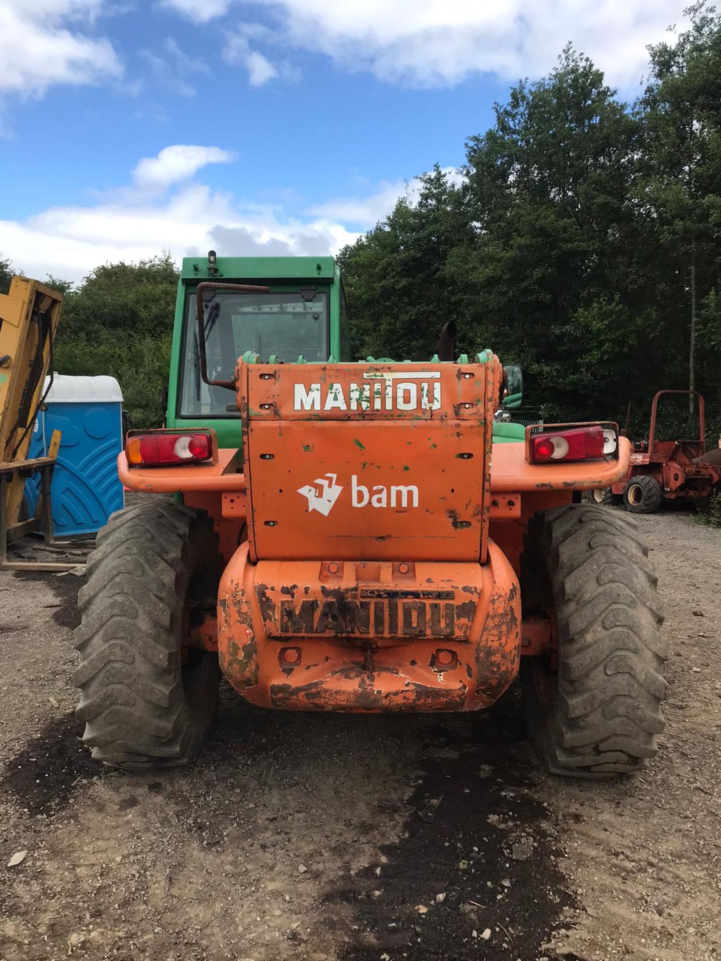 2002 MANITOU MT 1637 SL TELEHANDLER, RUNS, DRIVES AND LIFTS, 16M BOOM REACH, SUPPORT ARMS *PLUS VAT* - Image 6 of 10