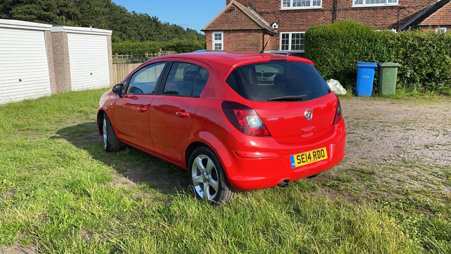 2014/14 REG VAUXHALL CORSA SXI AC ECOFLEX 1.2 PETROL RED 5DR HATCHBACK, SHOWING 2 FORMER KEEPERS - Image 5 of 12