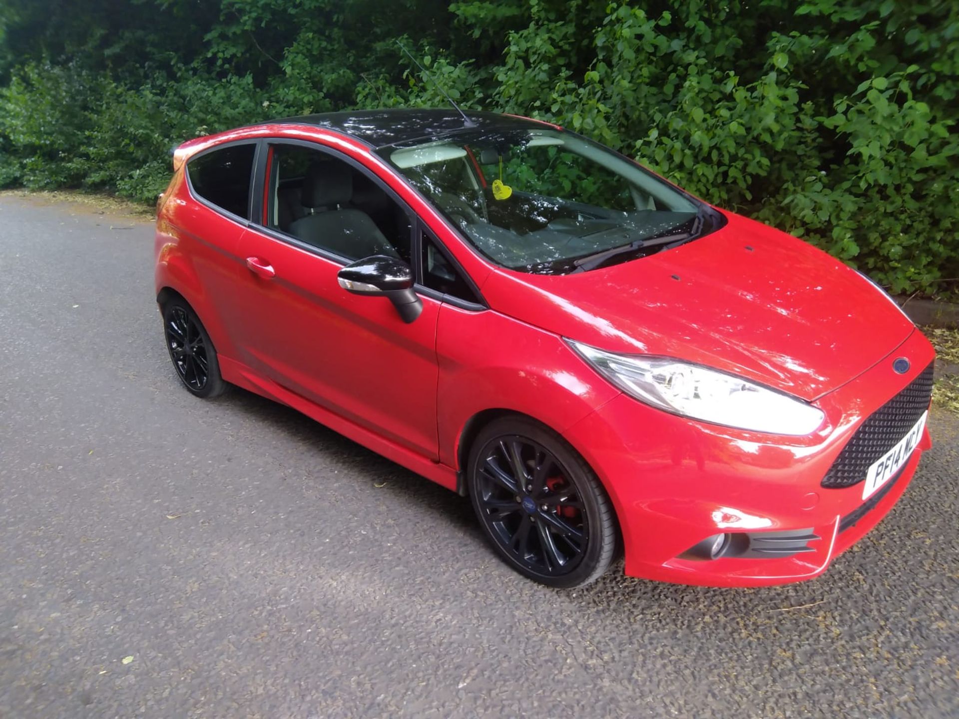 2014/14 REG FORD FIESTA ZETEC S 998CC PETROL RED 3DR HATCHBACK 125HP, SHOWING 1 FORMER KEEPER