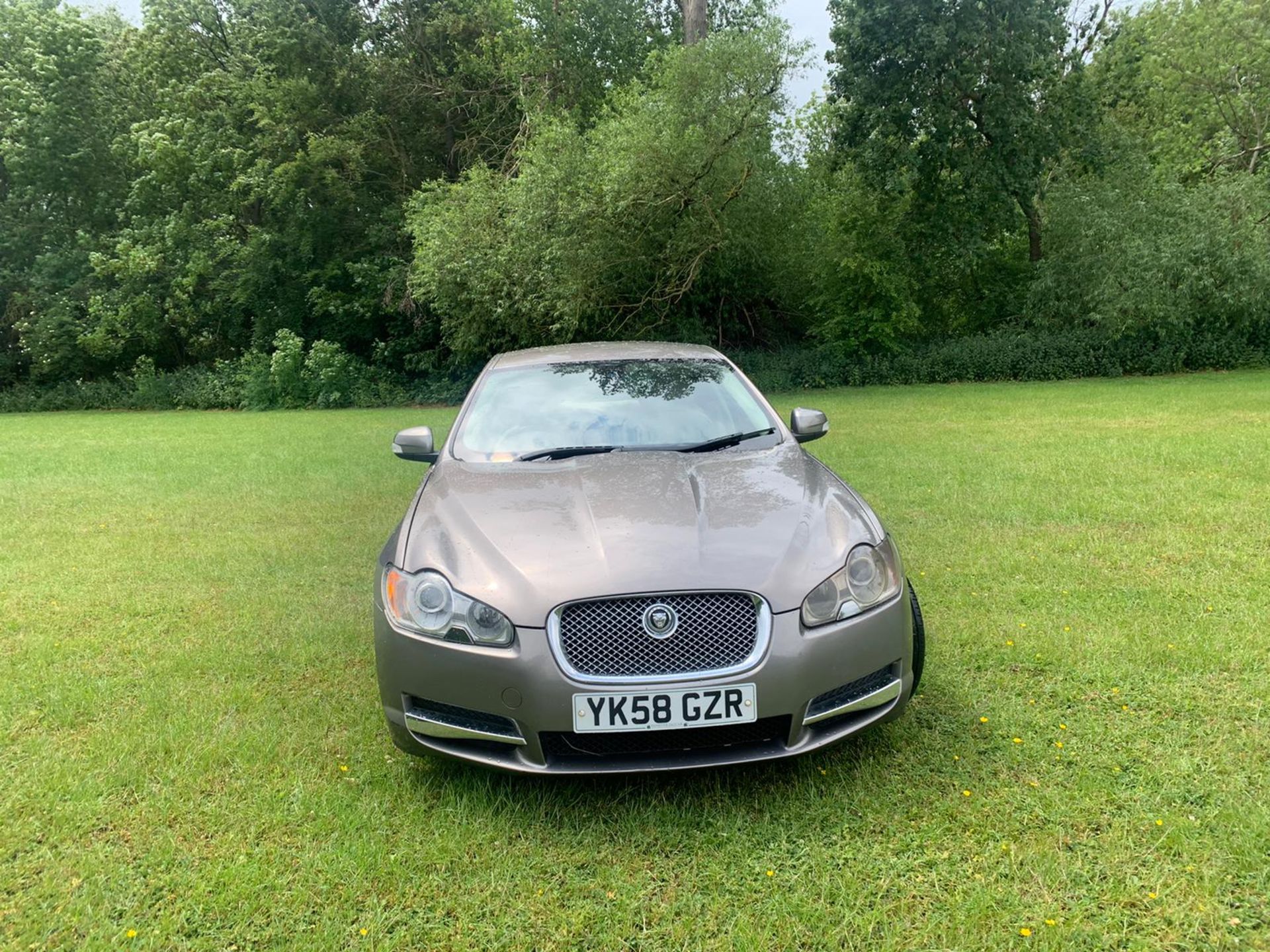 2008/58 REG JAGUAR XF V6 LUXURY 2.7 DIESEL AUTOMATIC GREY 4 DOOR SALOON *NO VAT* - Image 2 of 12