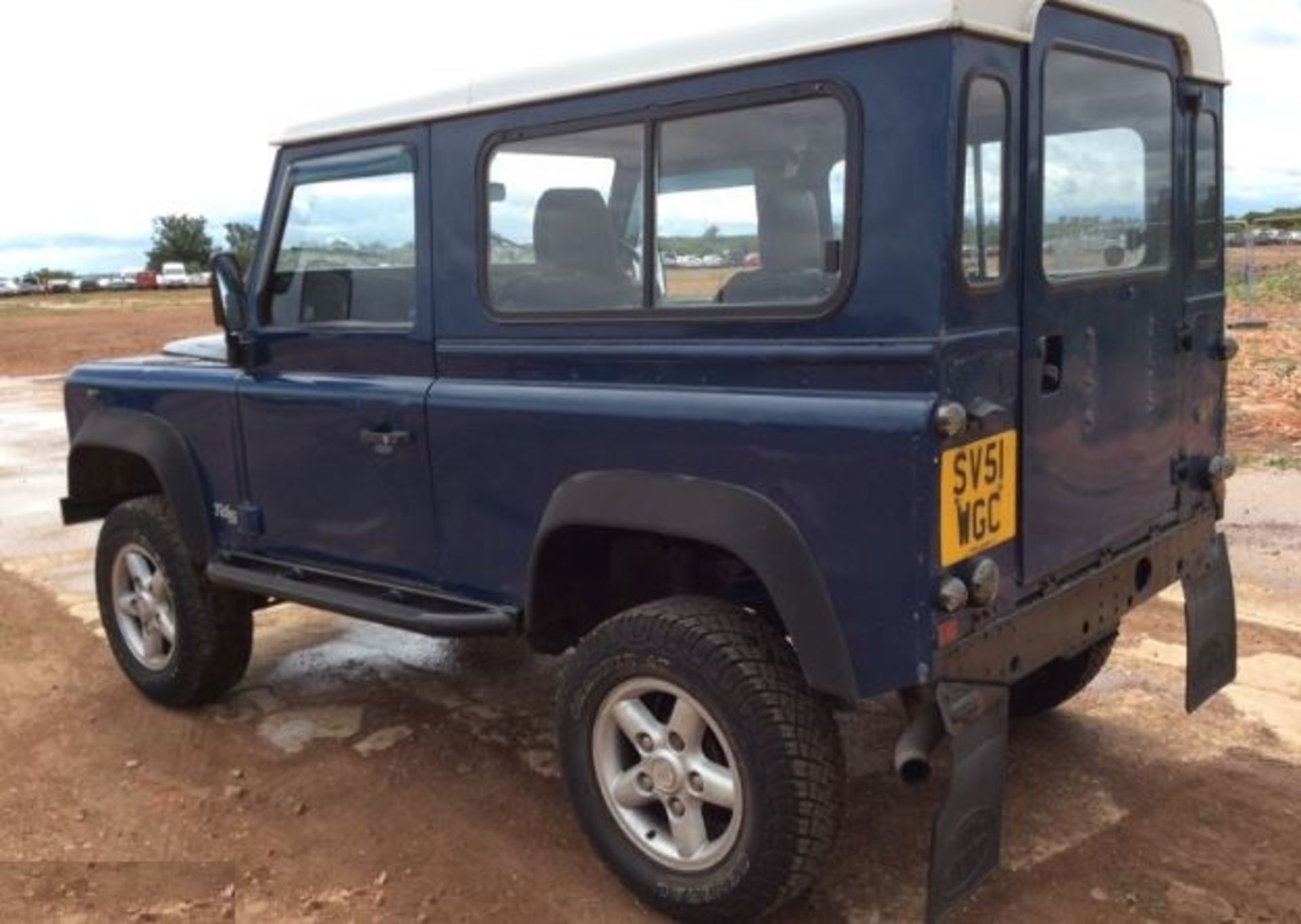 2001/51 REG LAND ROVER DEFENDER 90 HARD-TOP TD5 2.5 DIESEL BLUE LIGHT 4X4 UTILITY 120 BHP *NO VAT* - Image 3 of 10