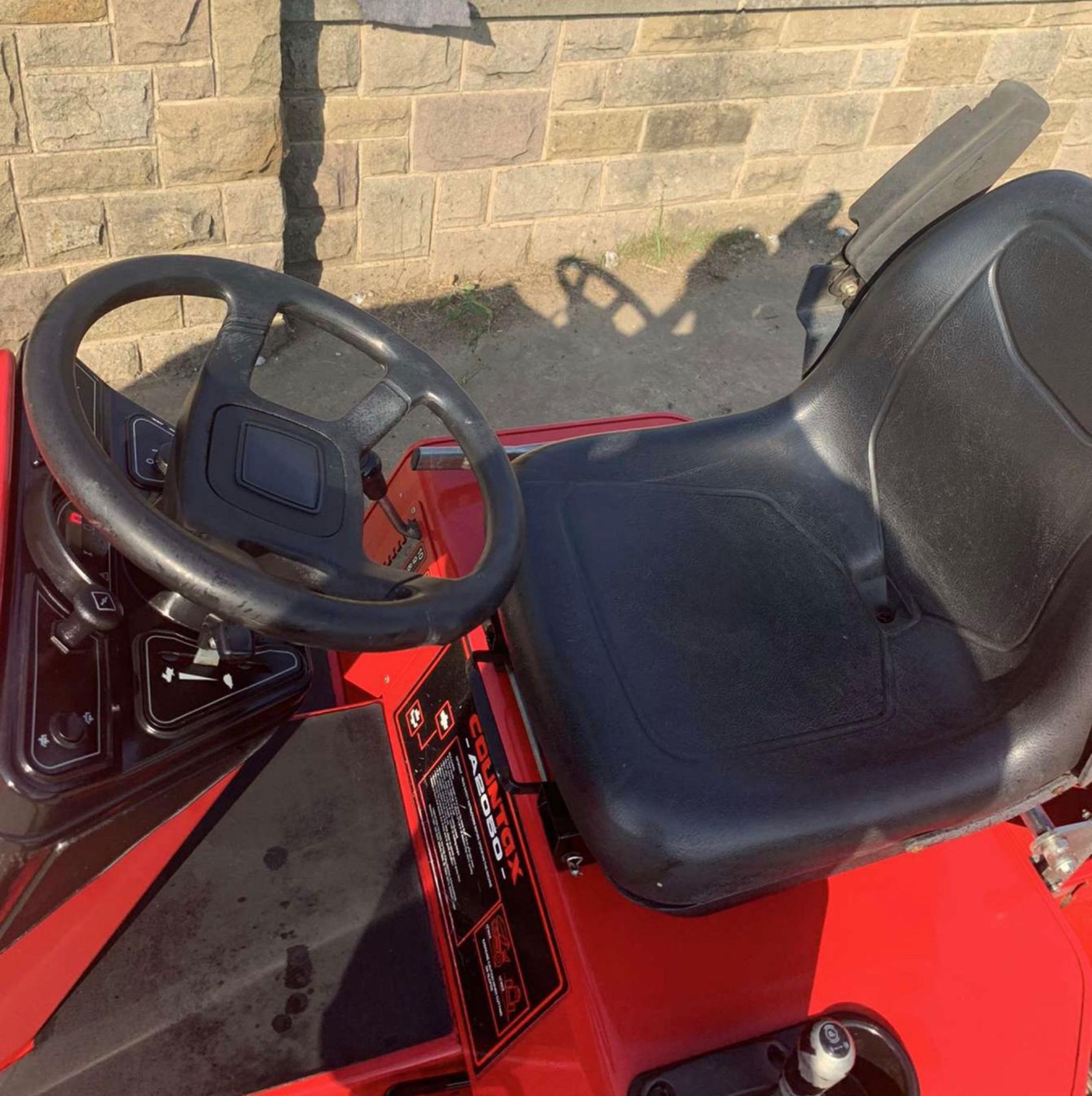 COUNTAX A20-50 RIDE ON LAWN MOWER, RUNS AND WORKS WELL, IN GOOD CONDITION *NO VAT* - Image 2 of 6