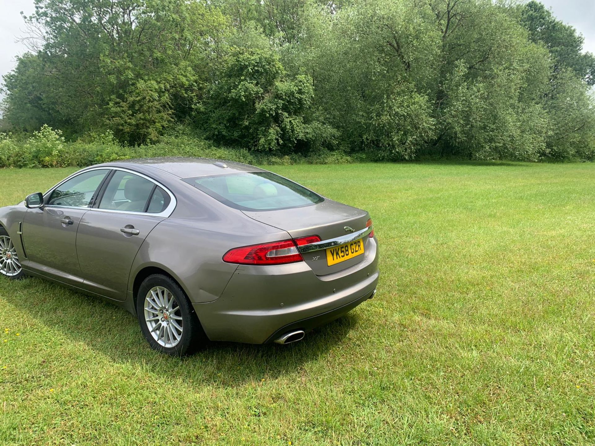 2008/58 REG JAGUAR XF V6 LUXURY 2.7 DIESEL AUTOMATIC GREY 4 DOOR SALOON *NO VAT* - Image 4 of 12