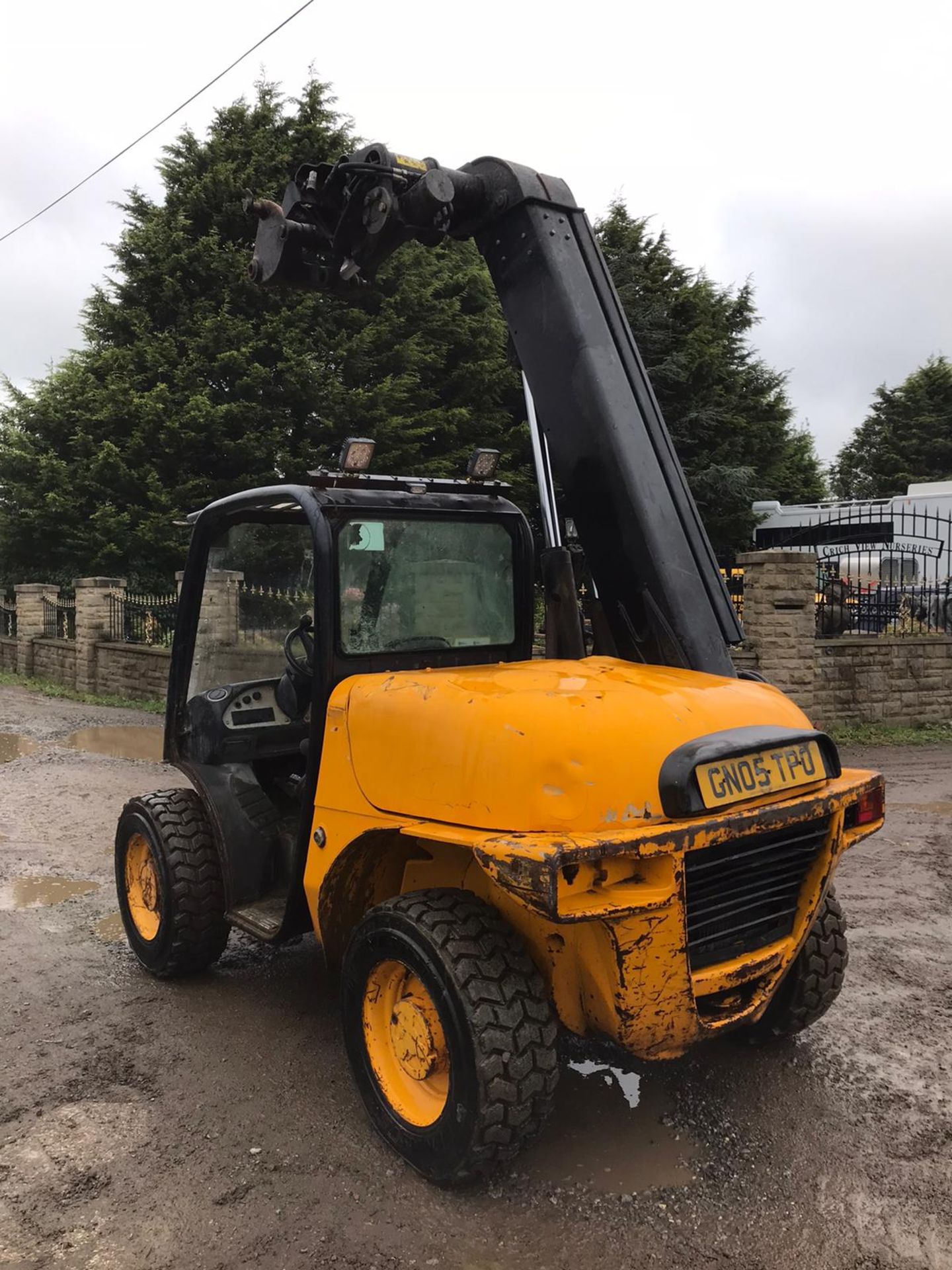 2005 JCB 520-50 RUNS, DRIVES AND LIFTS, SHOWING 5550 HOURS *PLUS VAT* - Image 3 of 6
