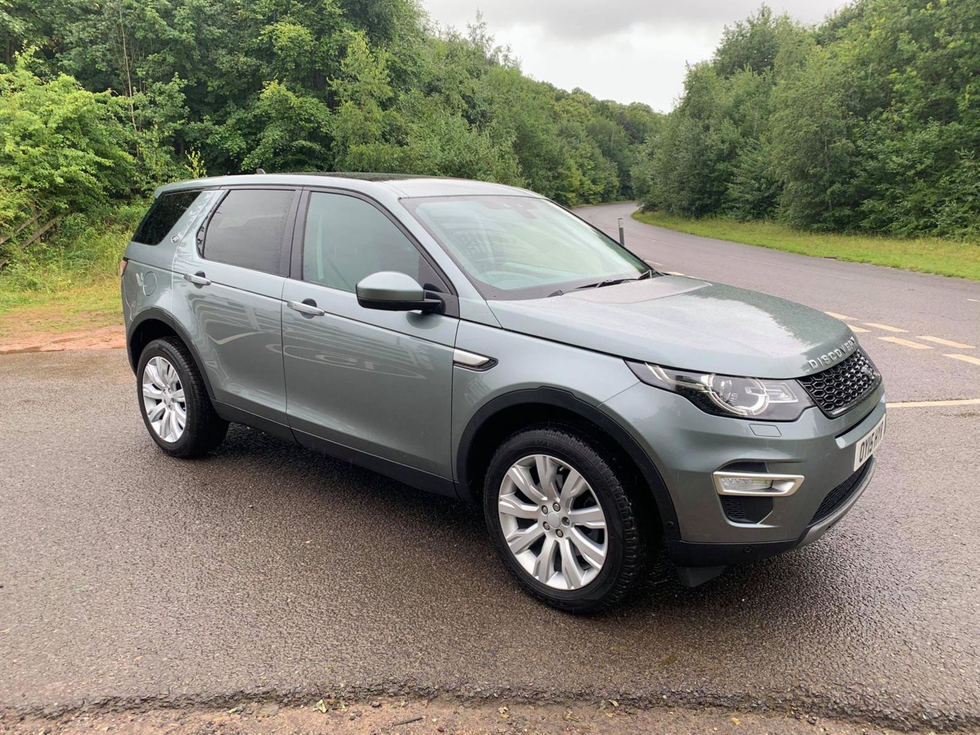 2015/15 REG LAND ROVER DISCOVERY SPORT SD4 HSE LUXURY 2.2 DIESEL AUTOMATIC, SHOWING 2 FORMER KEEPERS