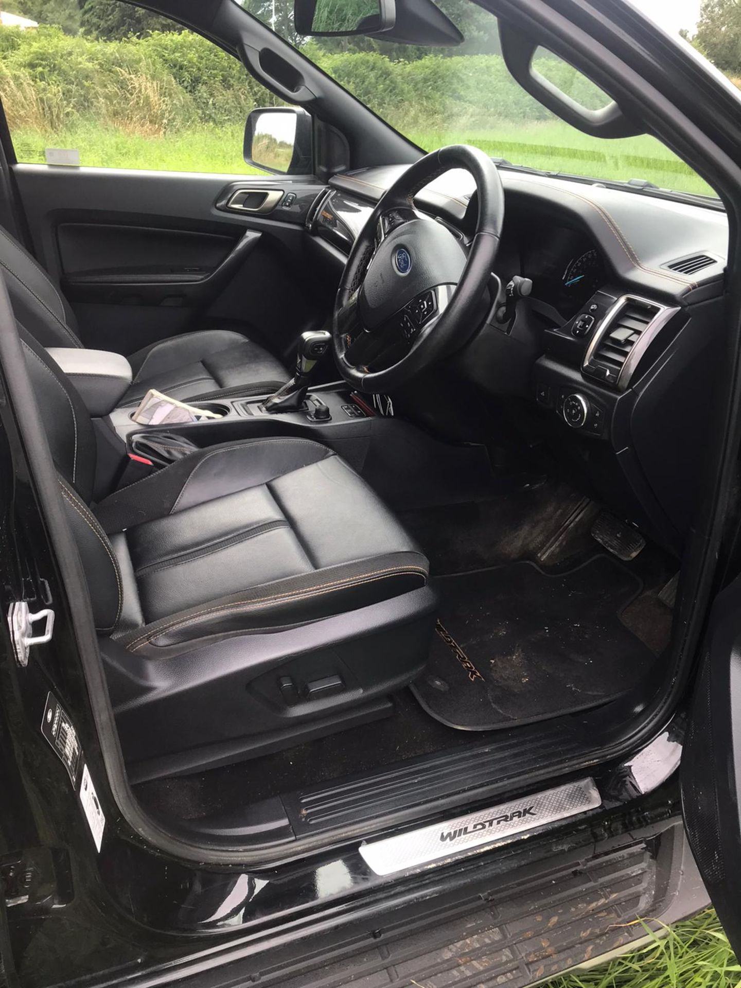 2019/69 REG FORD RANGER WILDTRAK ECOBLUE 4 2.0 DIESEL BLACK PICK-UP 210HP, SHOWING 0 FORMER KEEPERS - Image 6 of 9