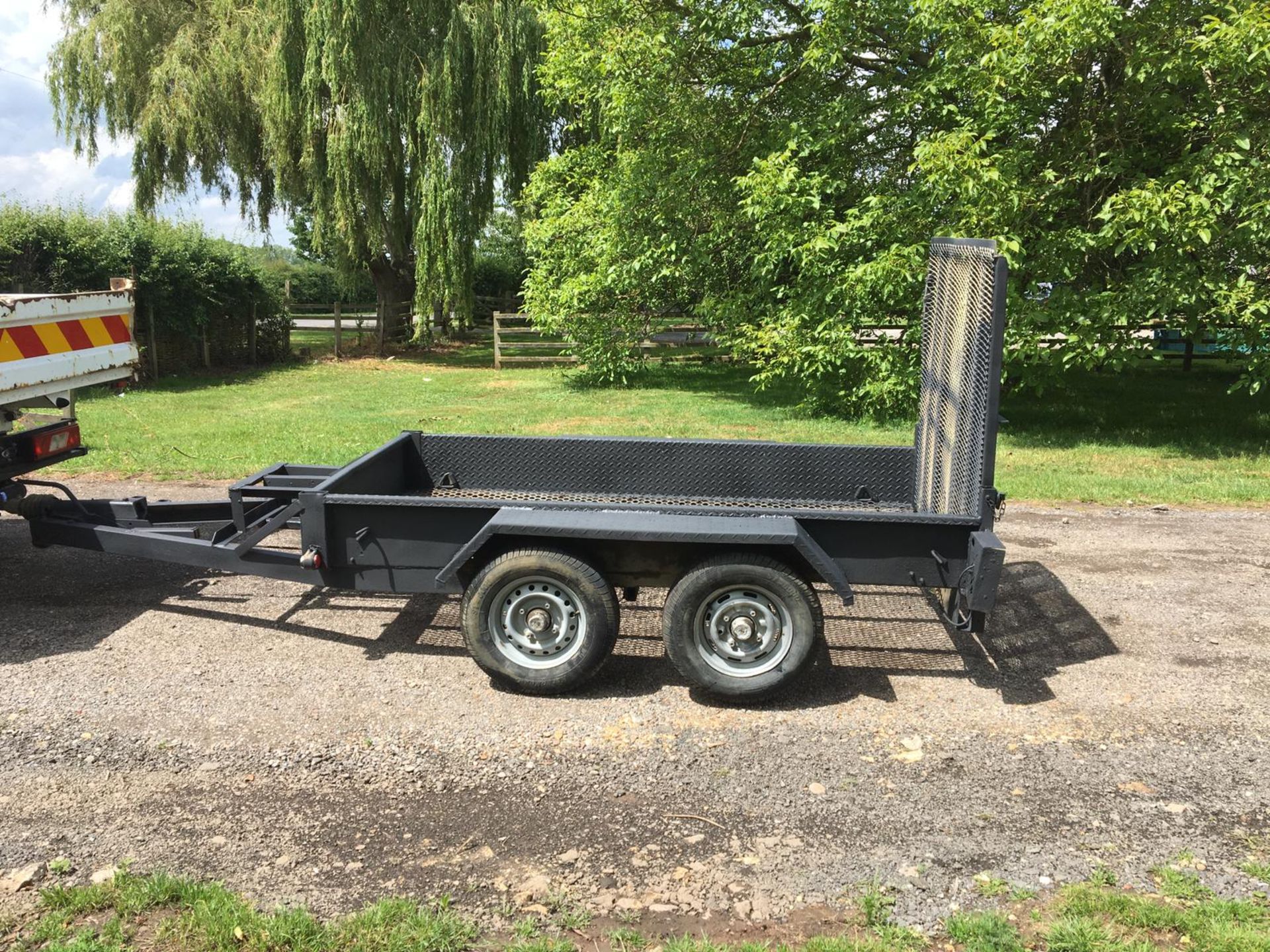 INDESPENSION TWIN AXLE TOW-ABLE PLANT TRAILER BLACK *PLUS VAT* - Image 4 of 8
