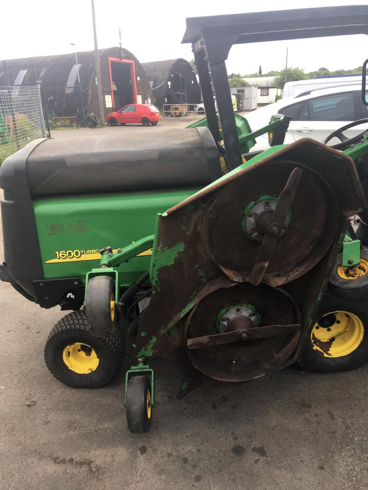 JOHN DEERE 1600 WIDE AREA TURBO BATWING RIDE ON LAWN MOWER, CRUISE CONTROL, RUNS & WORKS *NO VAT* - Image 12 of 24