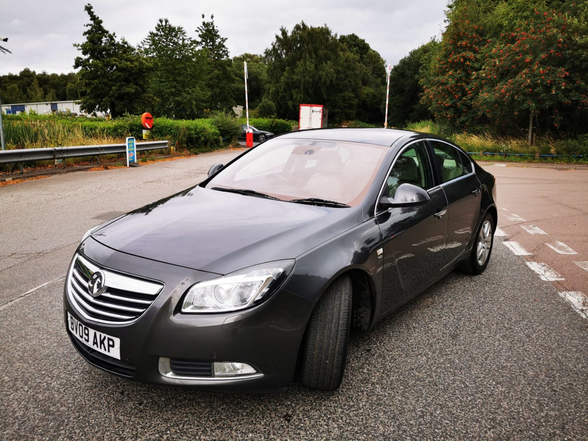 2009/09 REG VAUXHALL INSIGNIA ELITE NAV CDTI 2.0 DIESEL AUTO 4 DOOR SALOON, SHOWING 3 FORMER KEEPERS - Image 3 of 17