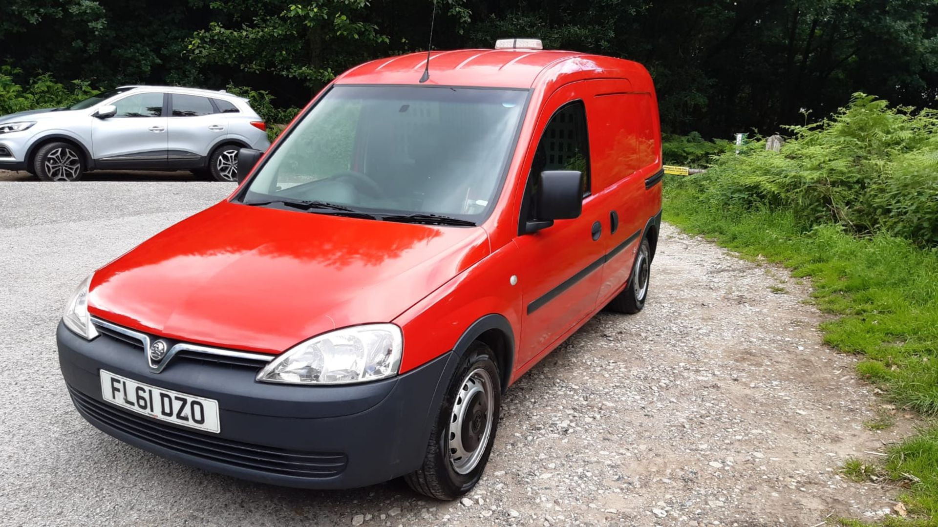 2011/61 REG VAUXHALL COMBO 1700 ECOFLEX 1.25 DIESEL CAR DERIVED VAN, SHOWING 0 FORMER KEEPERS - Image 2 of 9