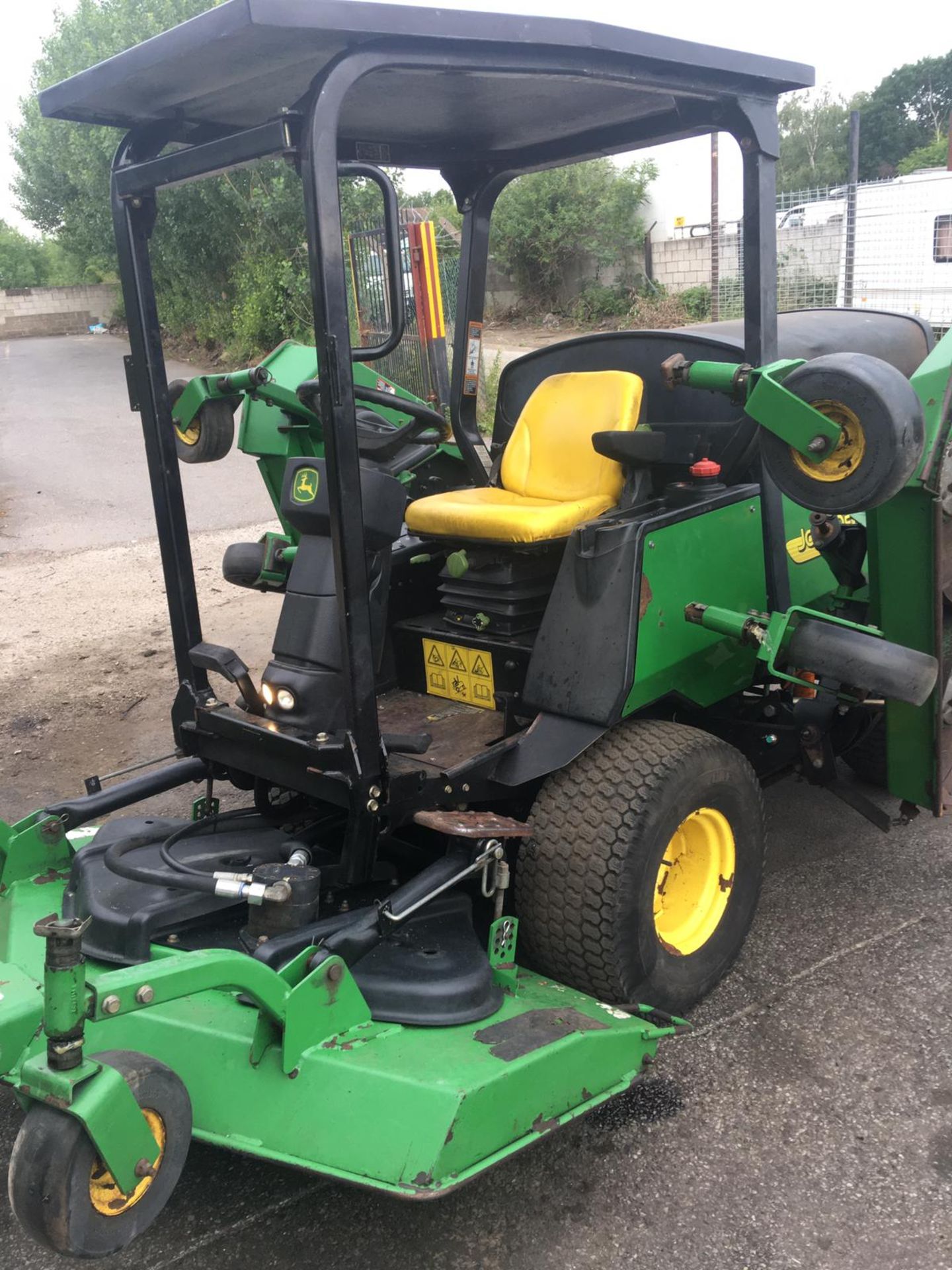 JOHN DEERE 1600 WIDE AREA TURBO BATWING RIDE ON LAWN MOWER, CRUISE CONTROL, RUNS & WORKS *NO VAT* - Image 9 of 24
