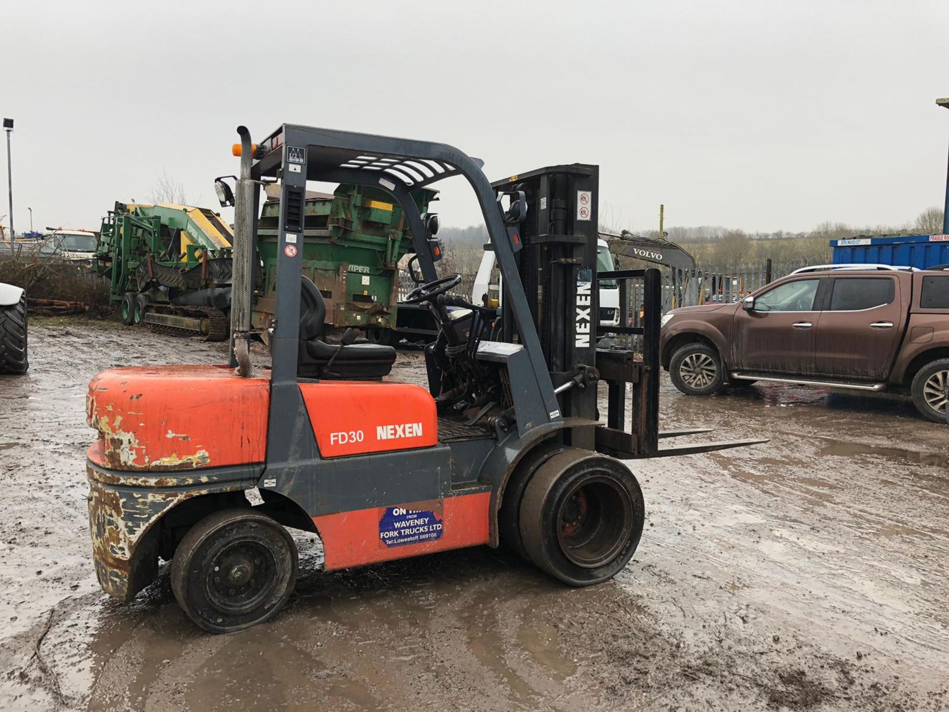 NEXEN FD30 TWIN WHEEL FORKLIFT, CONTAINER SPEC, 3 STAGE MAST, SIDE SHIT *PLUS VAT* - Image 3 of 6