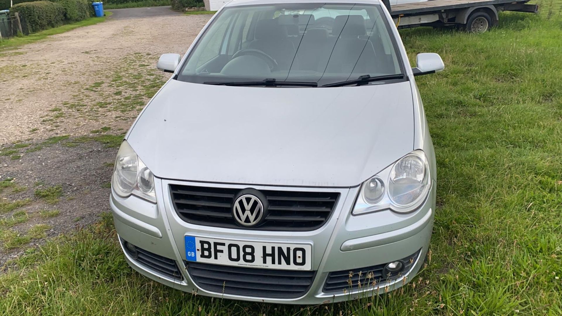 2008/08 REG VOLKSWAGEN POLO MATCH SILVER 1.2 PETROL 5 DOOR HATCHBACK, SHOWING 3 FORMER KEEPERS - Image 2 of 12