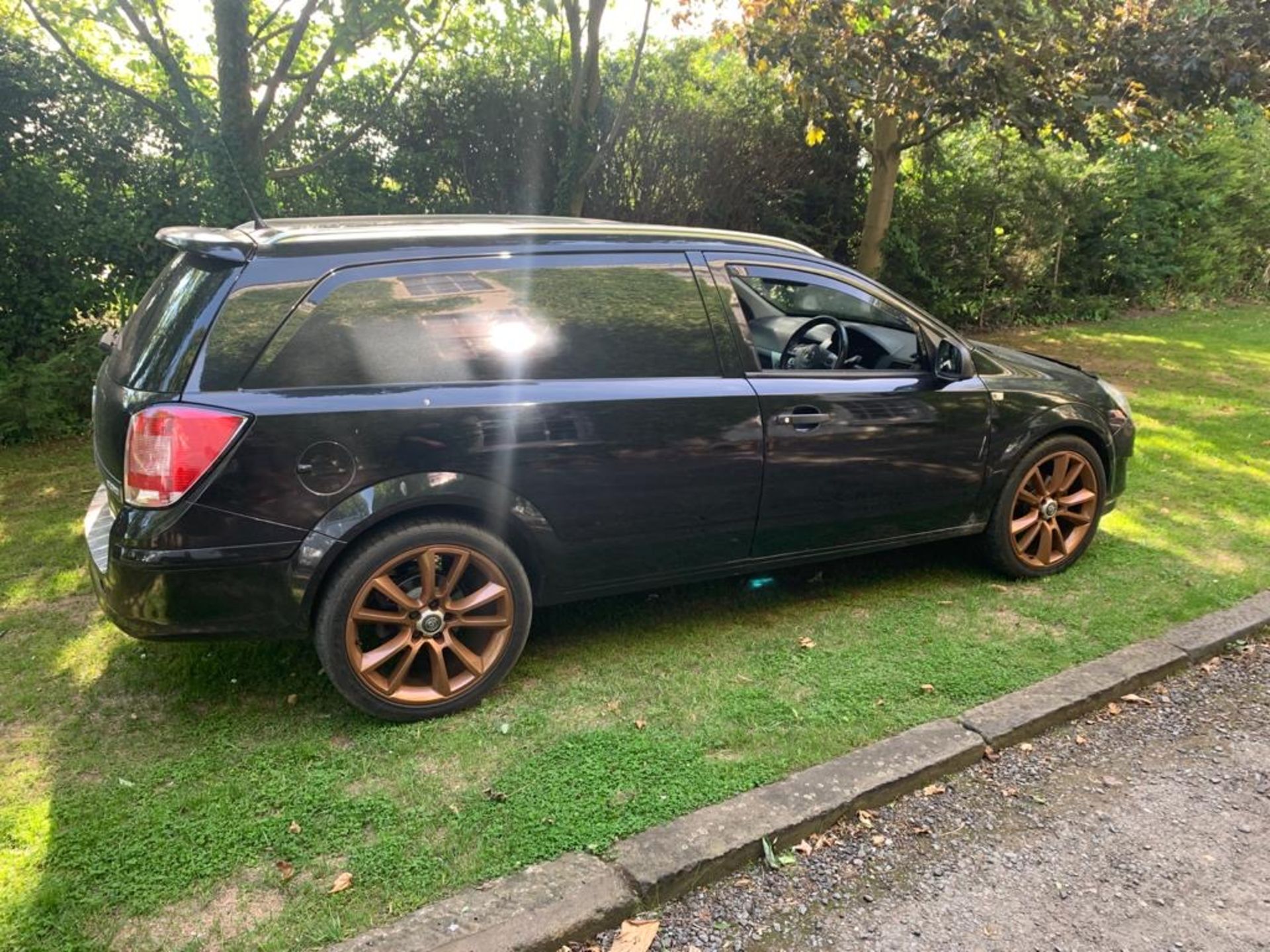 2011/61 REG VAUXHALL ASTRA CLUB ECOFLEX BLACK 1.7 DIESEL CAR / VAN, SHOWING 1 FORMER KEEPER *NO VAT* - Image 3 of 22