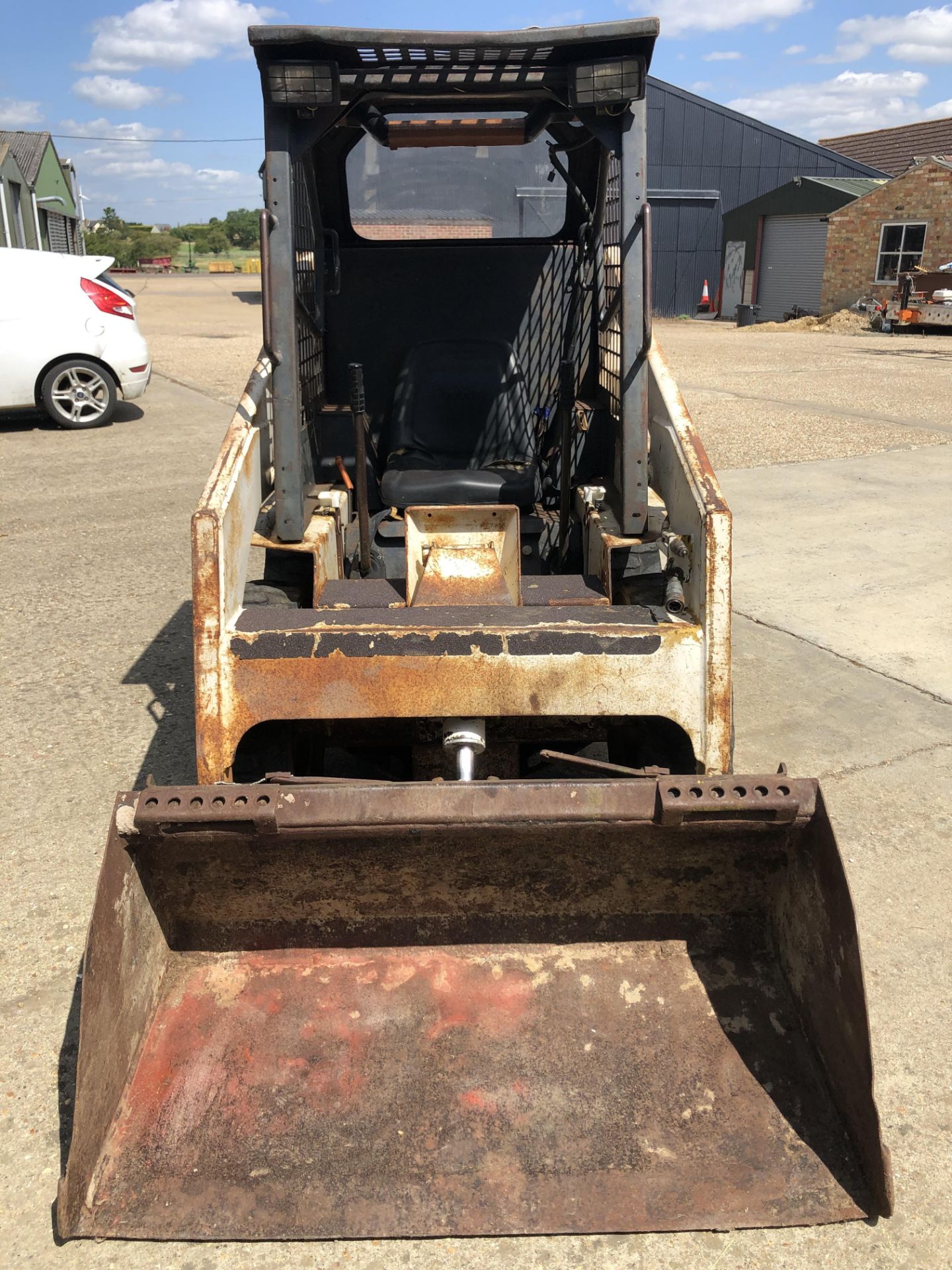 MELROE BOBCAT 543 SKIDSTEER LOADER, SHOWING 1889 HOURS, STARTS FINE, FULL WORKING ORDER *PLUS VAT* - Image 4 of 8