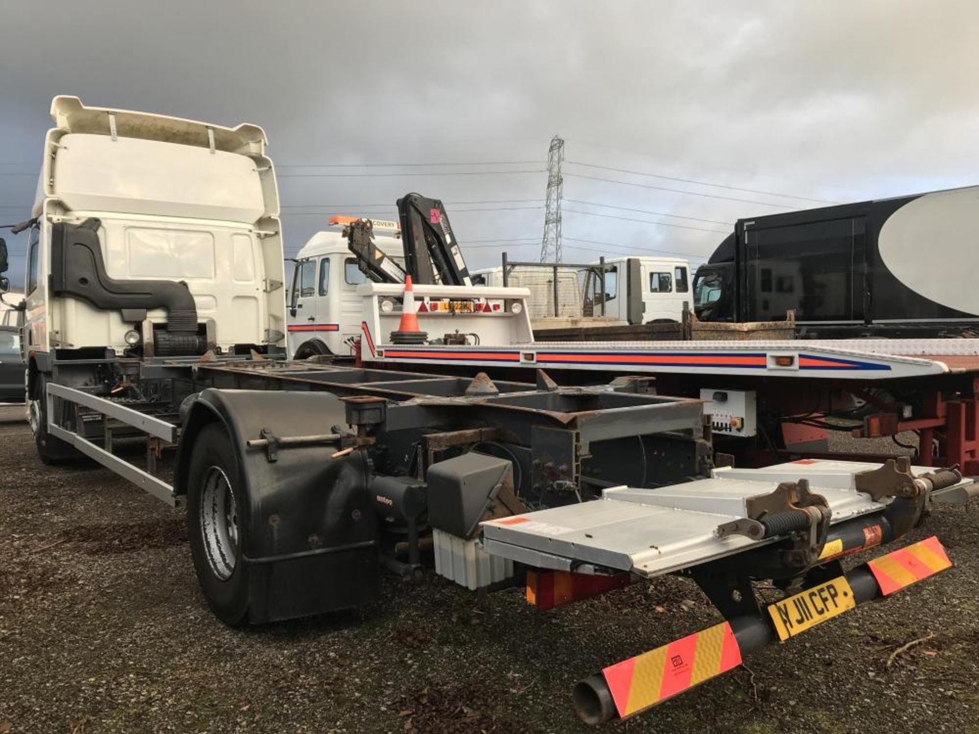 2011/11 REG DAF CF 75.360 18 TON CHASSIS CAB / DEMOUNT SLEEPER CAB MANUAL GEARBOX EURO 5 GOOD RUNNER - Image 5 of 17