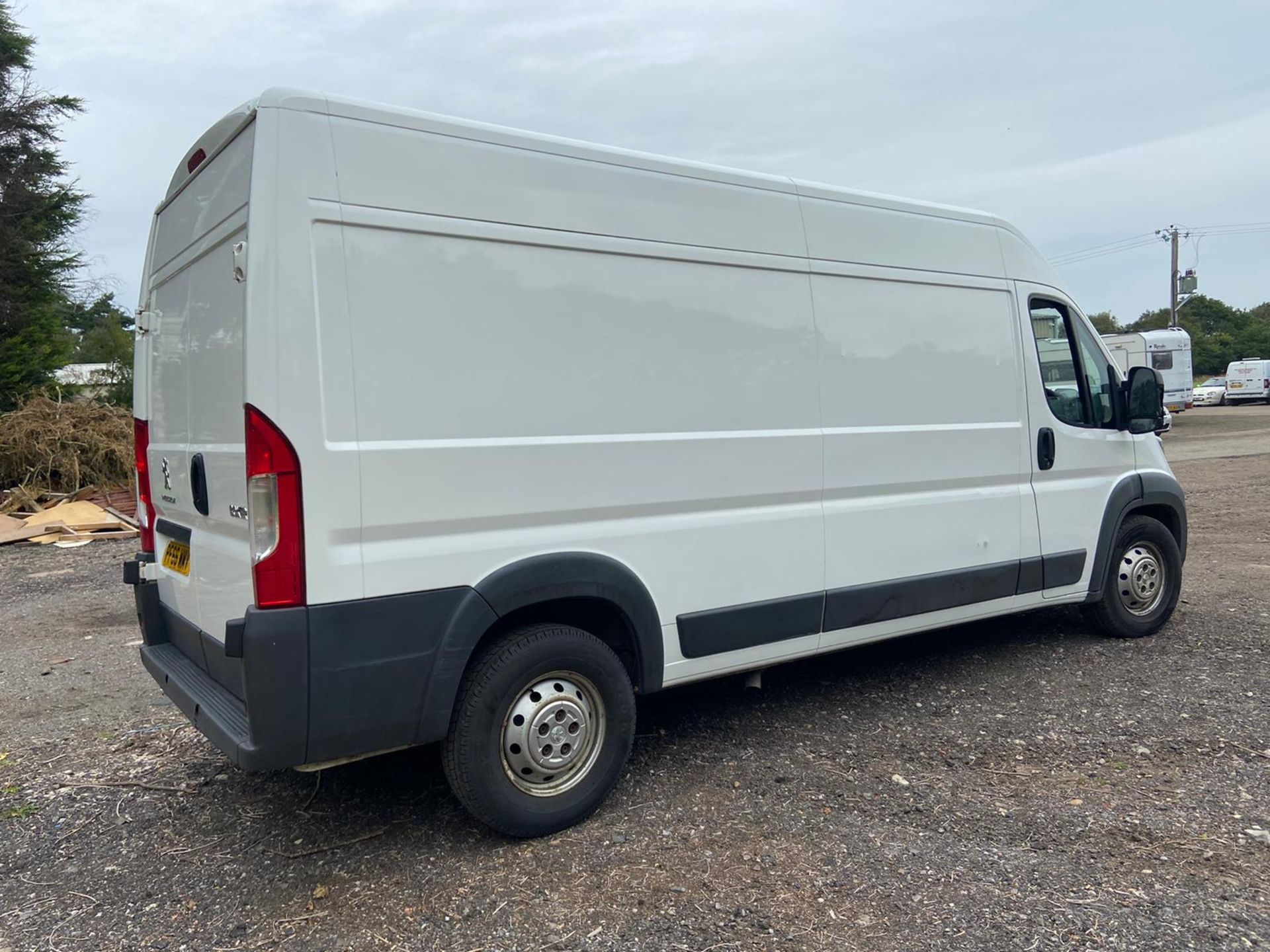 2016/66 REG PEUGEOT BOXER 435 L3H2 BLUE HDI EURO 6 2.0 DIESEL WHITE PANEL VAN, 0 FORMER KEEPERS - Image 5 of 8