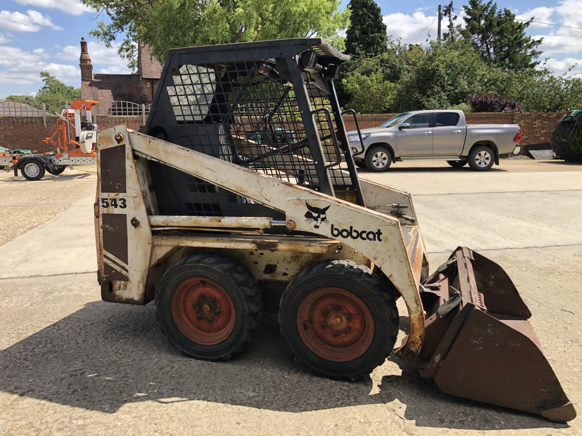 MELROE BOBCAT 543 SKIDSTEER LOADER, SHOWING 1889 HOURS, STARTS FINE, FULL WORKING ORDER *PLUS VAT*