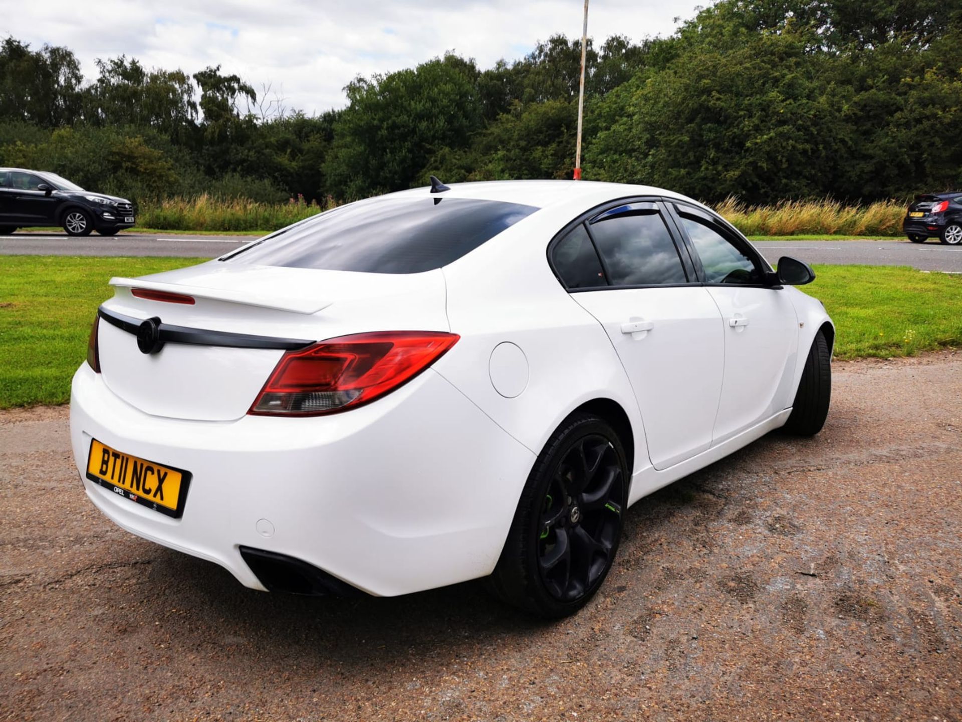 2011/11 REG VAUXHALL INSIGNIA VXR NAV TURBO 4X4 2.8 PETROL 4 DOOR SALOON, SHOWING 4 FORMER KEEPERS - Image 9 of 22