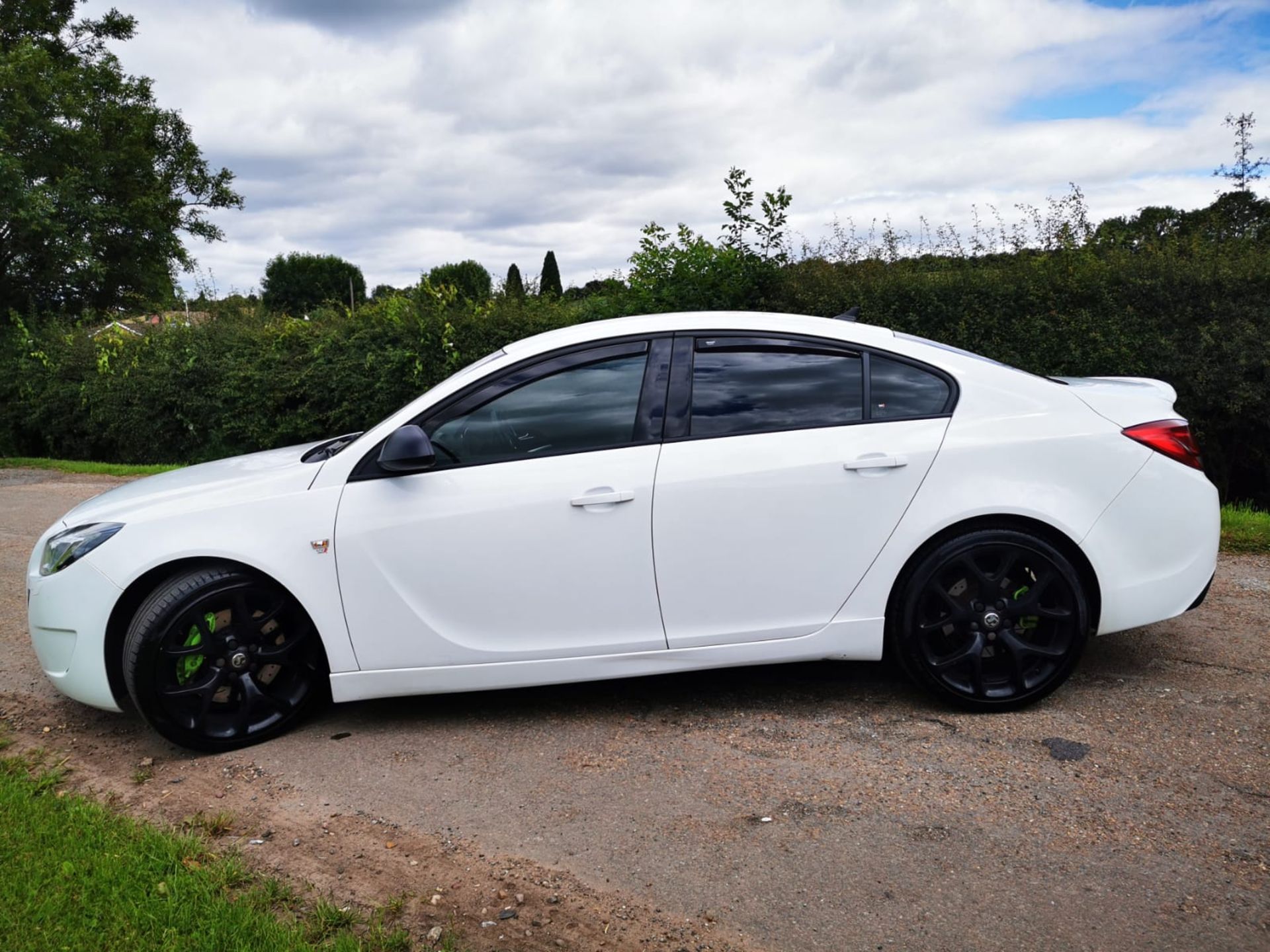 2011/11 REG VAUXHALL INSIGNIA VXR NAV TURBO 4X4 2.8 PETROL 4 DOOR SALOON, SHOWING 4 FORMER KEEPERS - Image 4 of 22