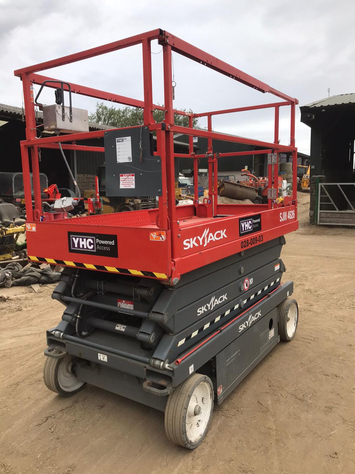 2018 SKYJACK SJIII 4626 SCISSOR LIFT, RUNS, DRIVES AND LIFTS, CLEAN MACHINE *PLUS VAT* - Image 4 of 5