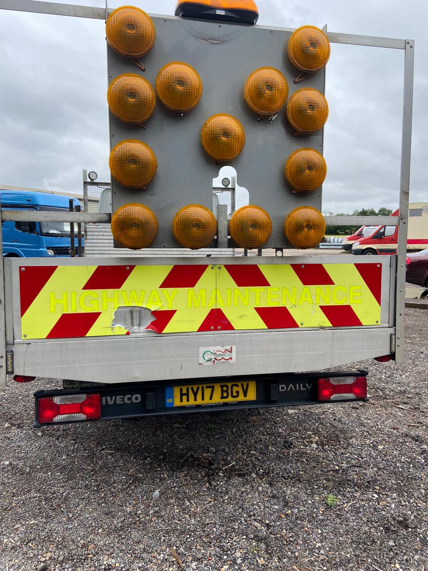 2017/17 REG IVECO DAILY 35C13 2.3 DIESEL 130BHP DROPSIDE LORRY, SHOWING 0 FORMER KEEPERS *PLUS VAT* - Image 5 of 8