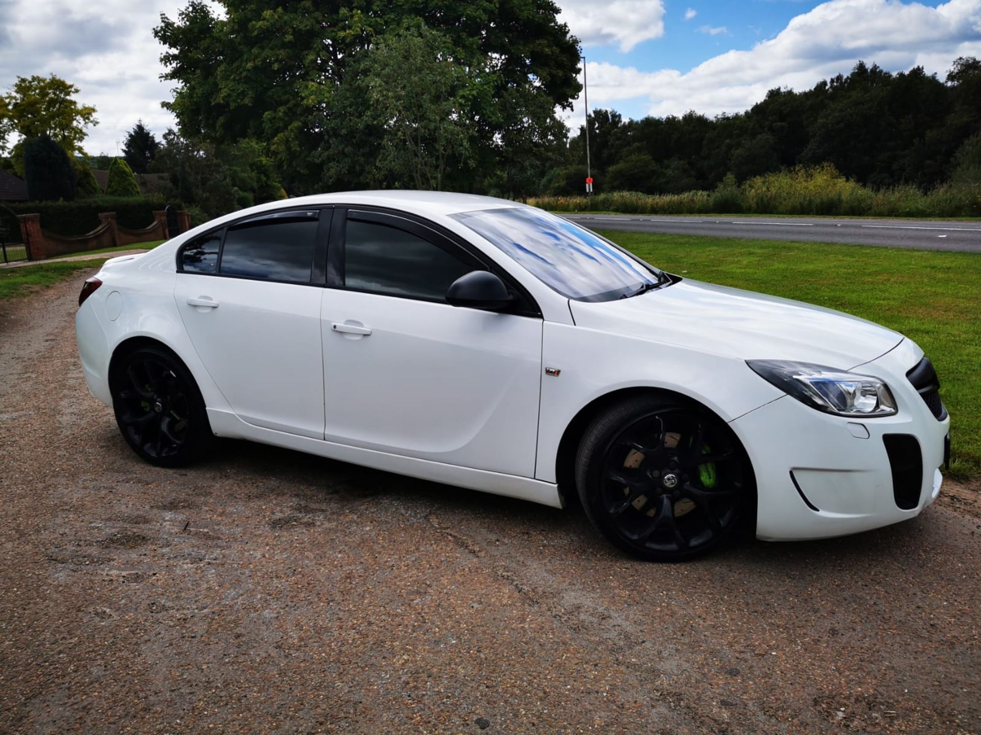 2011/11 REG VAUXHALL INSIGNIA VXR NAV TURBO 4X4 2.8 PETROL 4 DOOR SALOON, SHOWING 4 FORMER KEEPERS