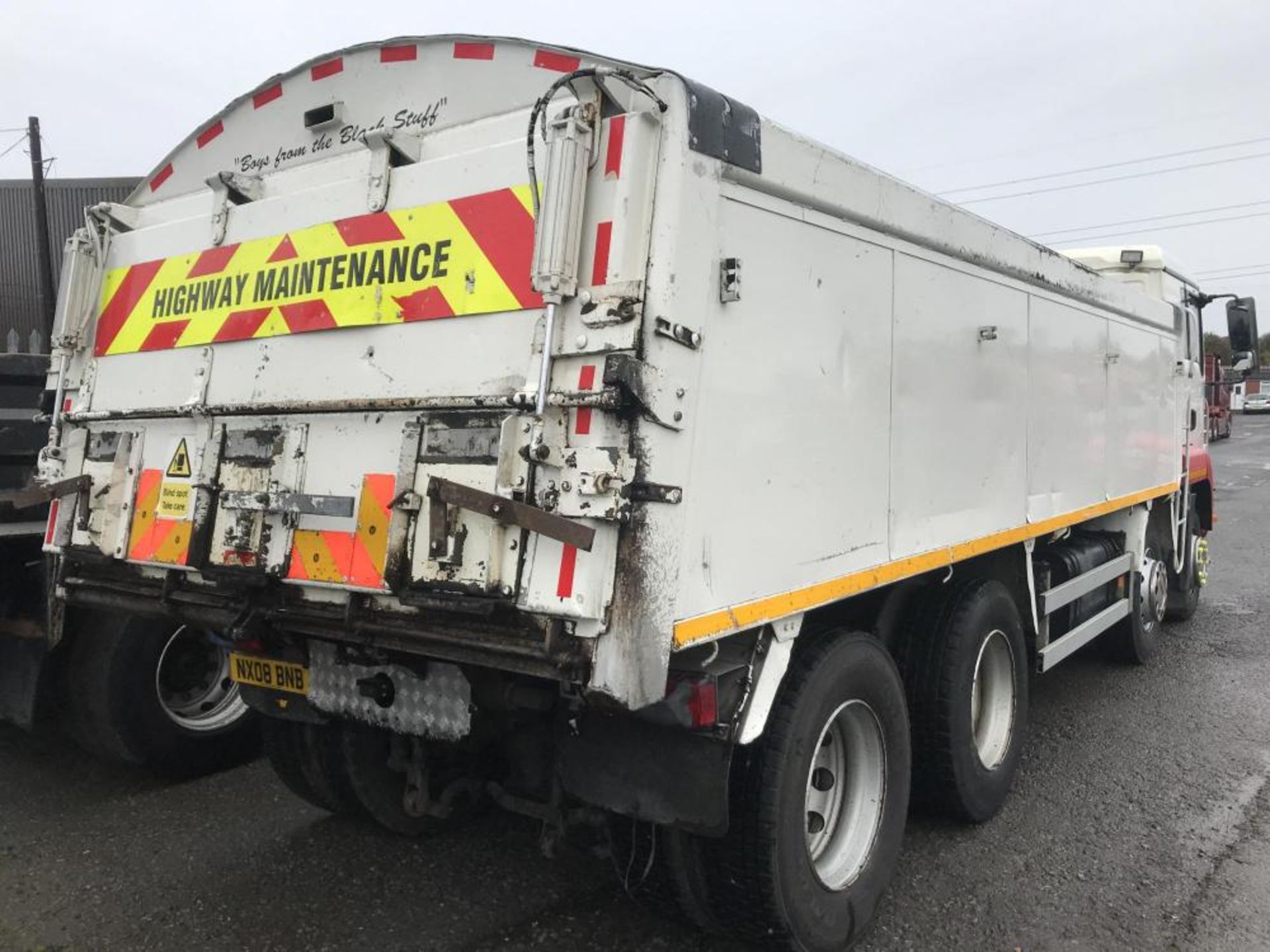 2008/08 REG MAN TG-A 32.360 8X4 INSULATED ALLOY TIPPER MANUAL GEARBOX 360 BHP *PLUS VAT* - Image 4 of 18