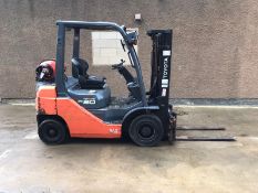 TOYOTA 2 TON GAS FORKLIFT, SERIES 8, MODEL 02-8FGFG20, CONTAINER SPEC, COUNTERBALANCE WITH SIDESHIFT