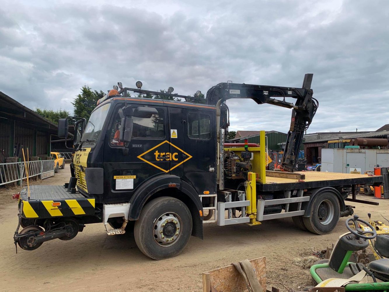 MERCEDES-BENZ CVS 1617AK CREW CAB 6.0 CRANE / FLAT BED, DITCH WITCH, VAUXHALL CORSA, ASTRA, MOWERS, FORKLIFTS, BACKHOE, ENDS FROM 7PM THURSDAY!