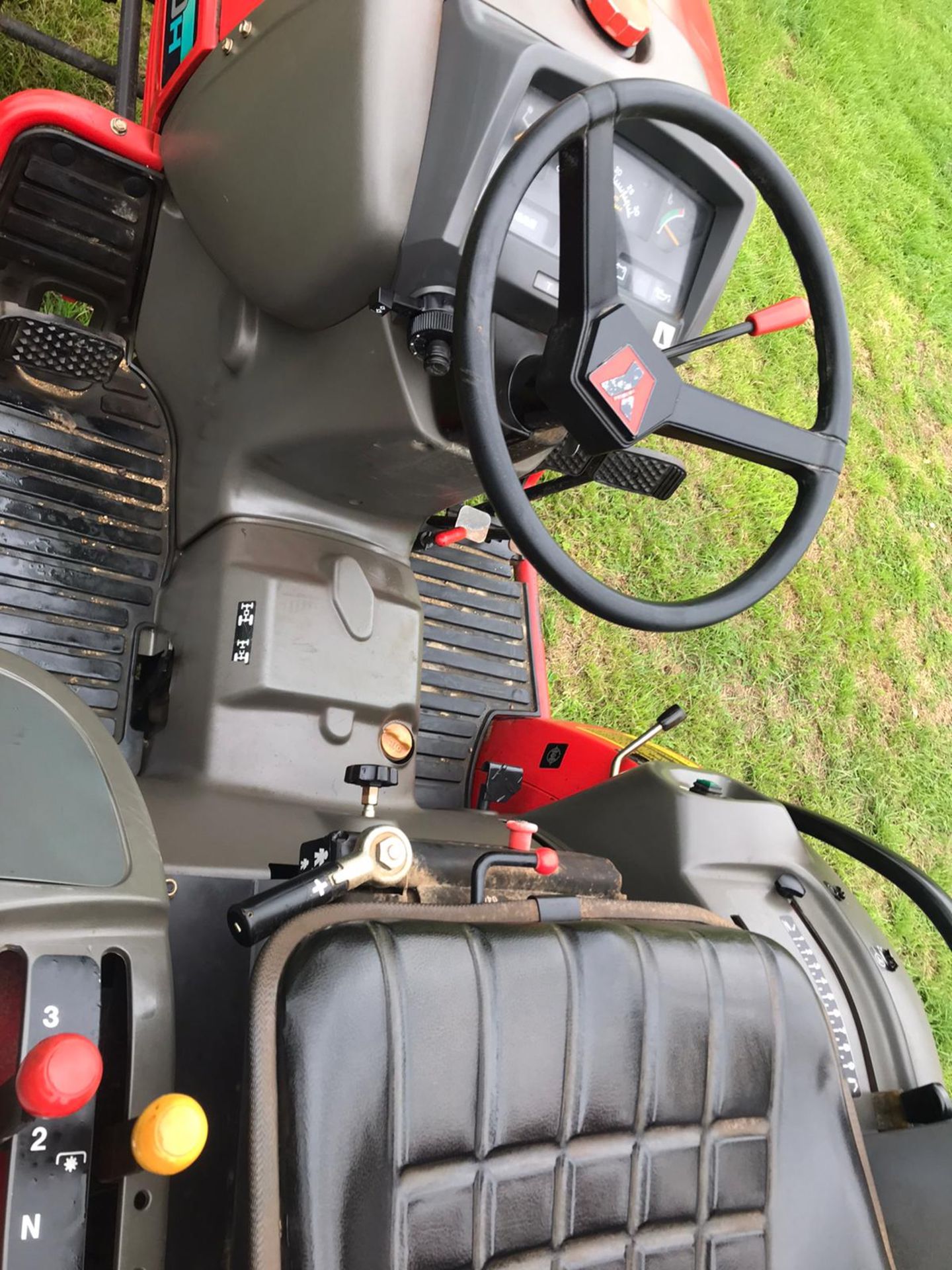 YANMAR FE280H COMPACT TRACTOR, RUNS AND DRIVES, 28HP, SHOWING 715 HOURS *PLUS VAT* - Image 5 of 5