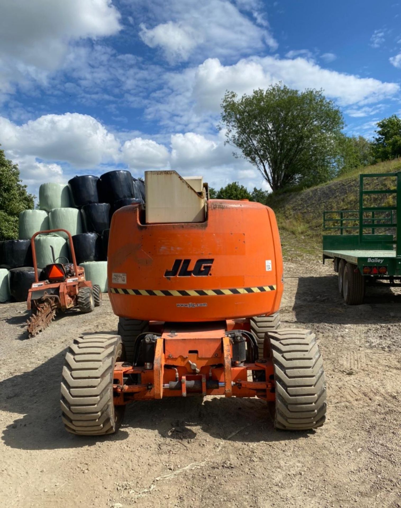 2007 JLG 450AJ SERIES II LIFT, RUNS, DRIVES AND LIFTS, SHOWING 2550 HOURS, 4X4 *PLUS VAT* - Image 4 of 7