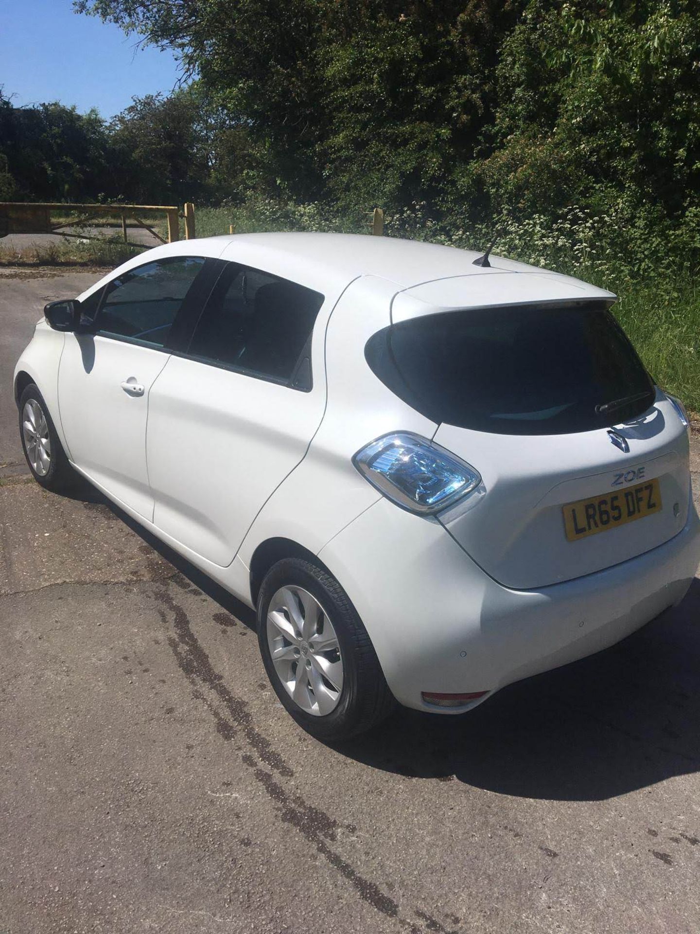 2015/65 REG RENAULT ZOE DYNAMIQUE NAV AUTO ELECTRIC WHITE 5DR HATCHBACK, SHOWING 1 FORMER KEEPER - Image 4 of 24